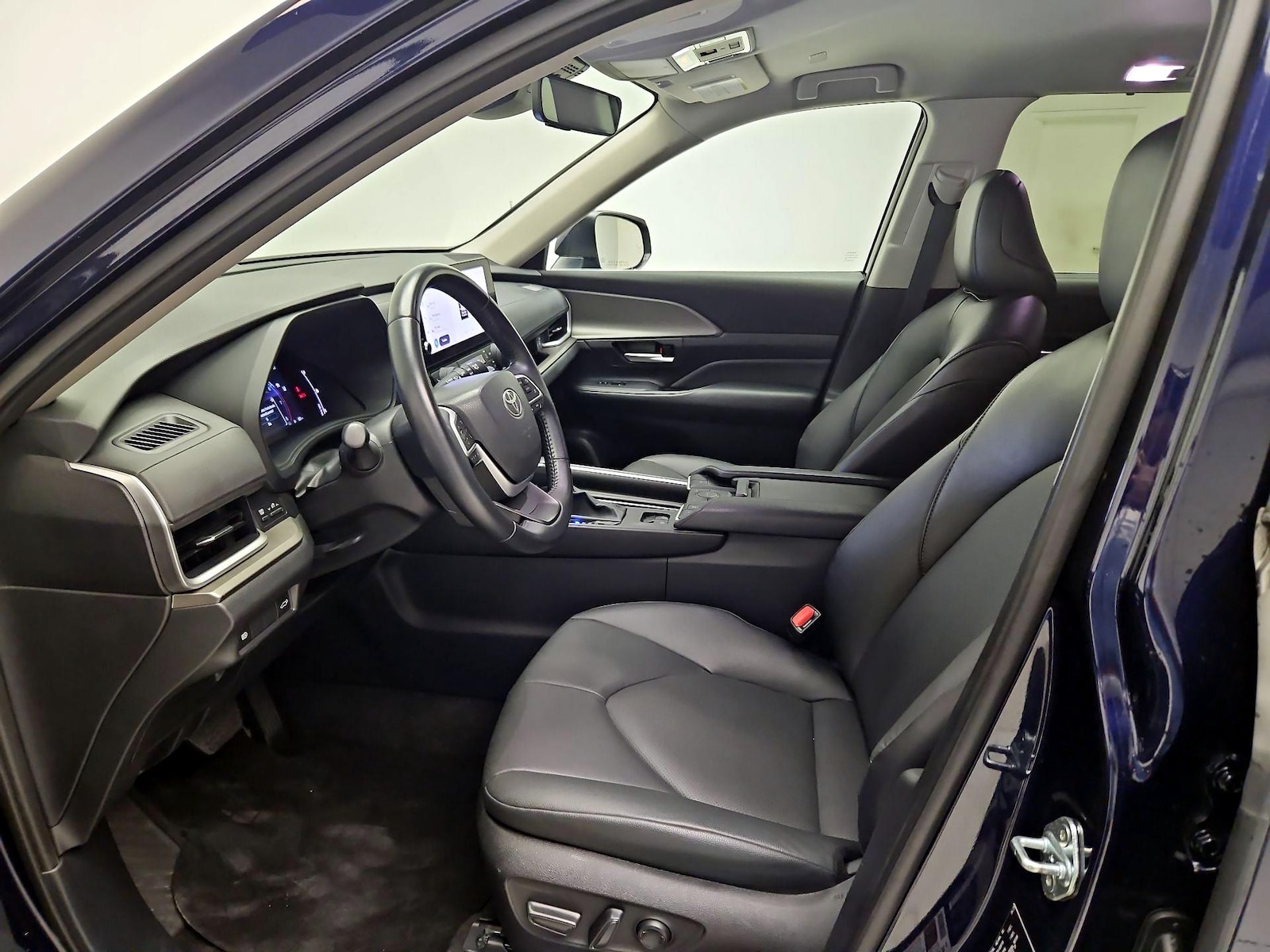 2025 Toyota Grand Highlander XLE - Photo 12