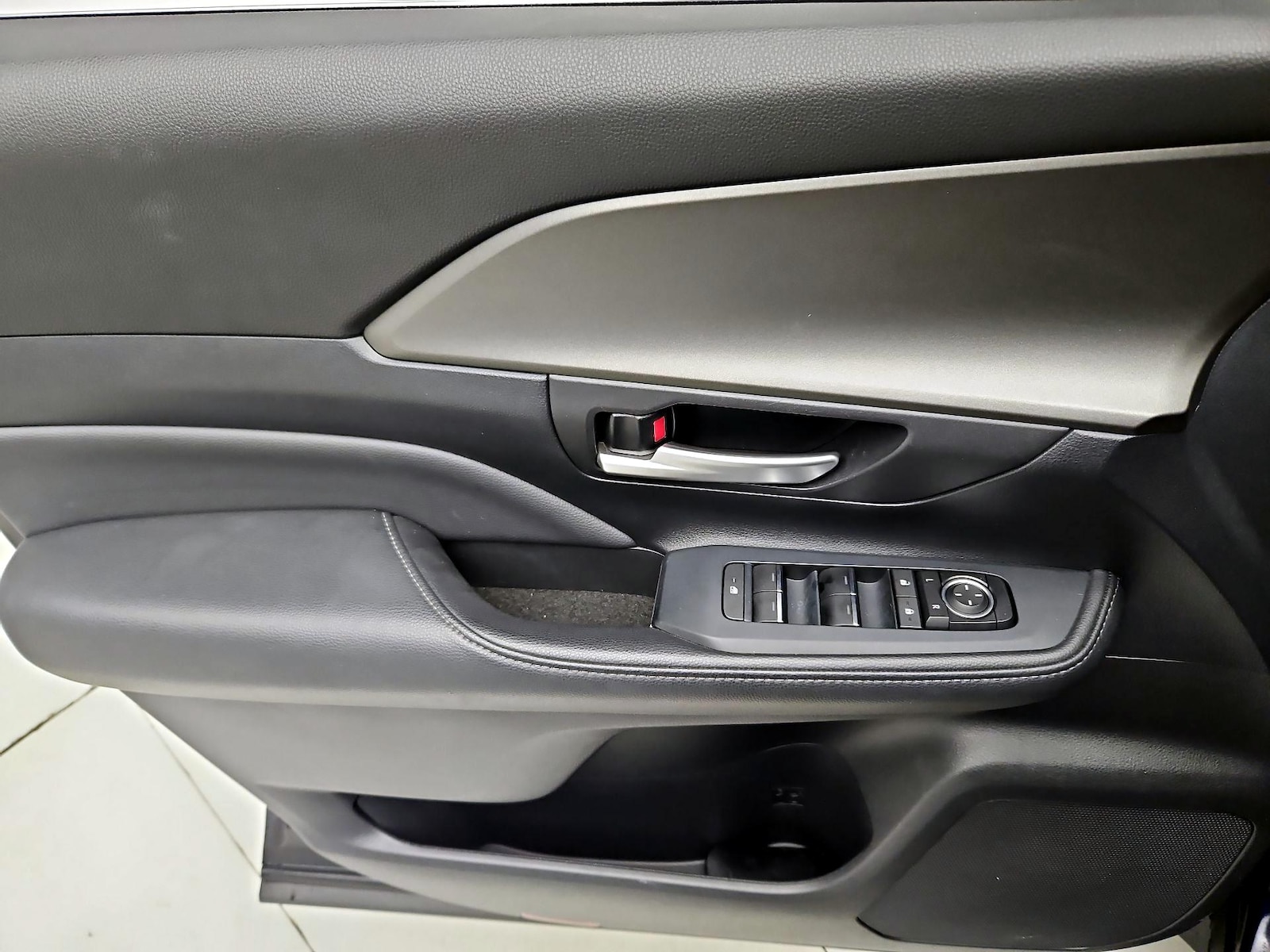 2025 Toyota Grand Highlander XLE - Photo 13