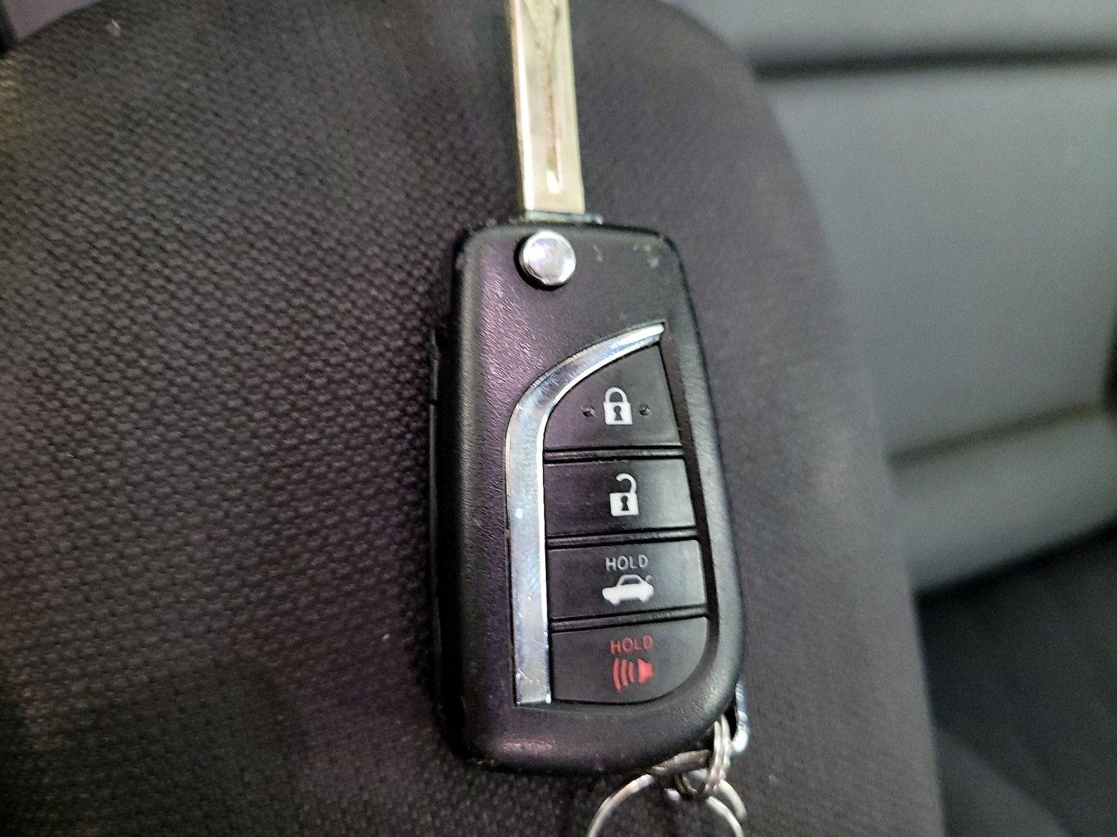 2024 Toyota Corolla LE - Photo 24