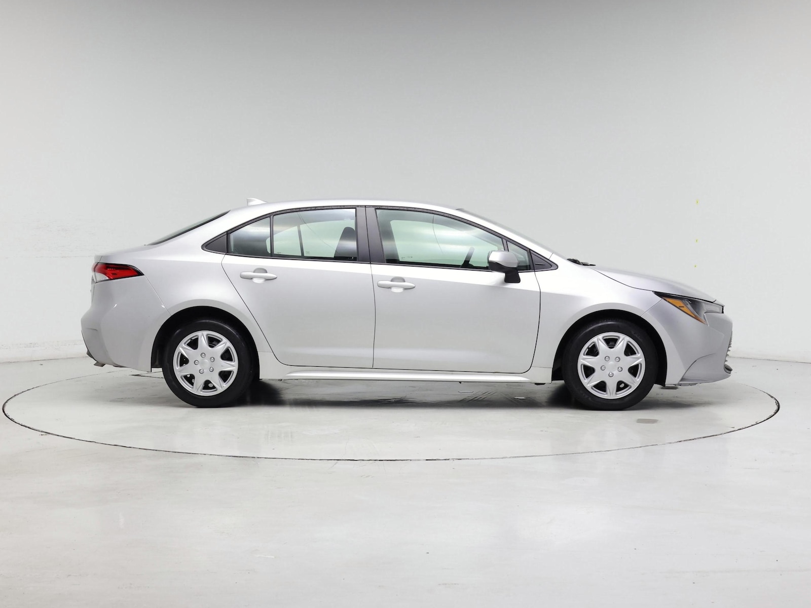 2024 Toyota Corolla LE - Photo 8