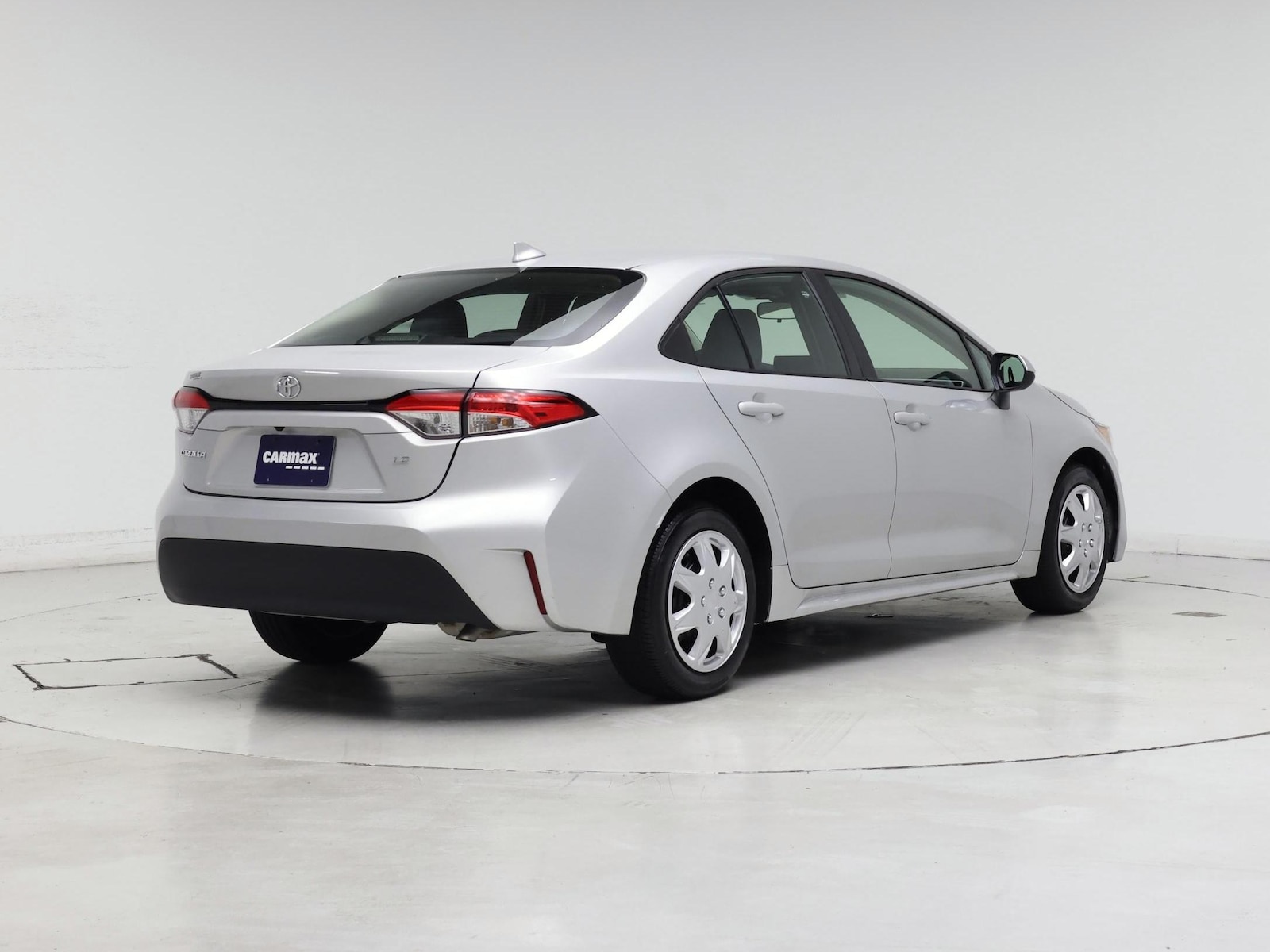 2024 Toyota Corolla LE - Photo 9