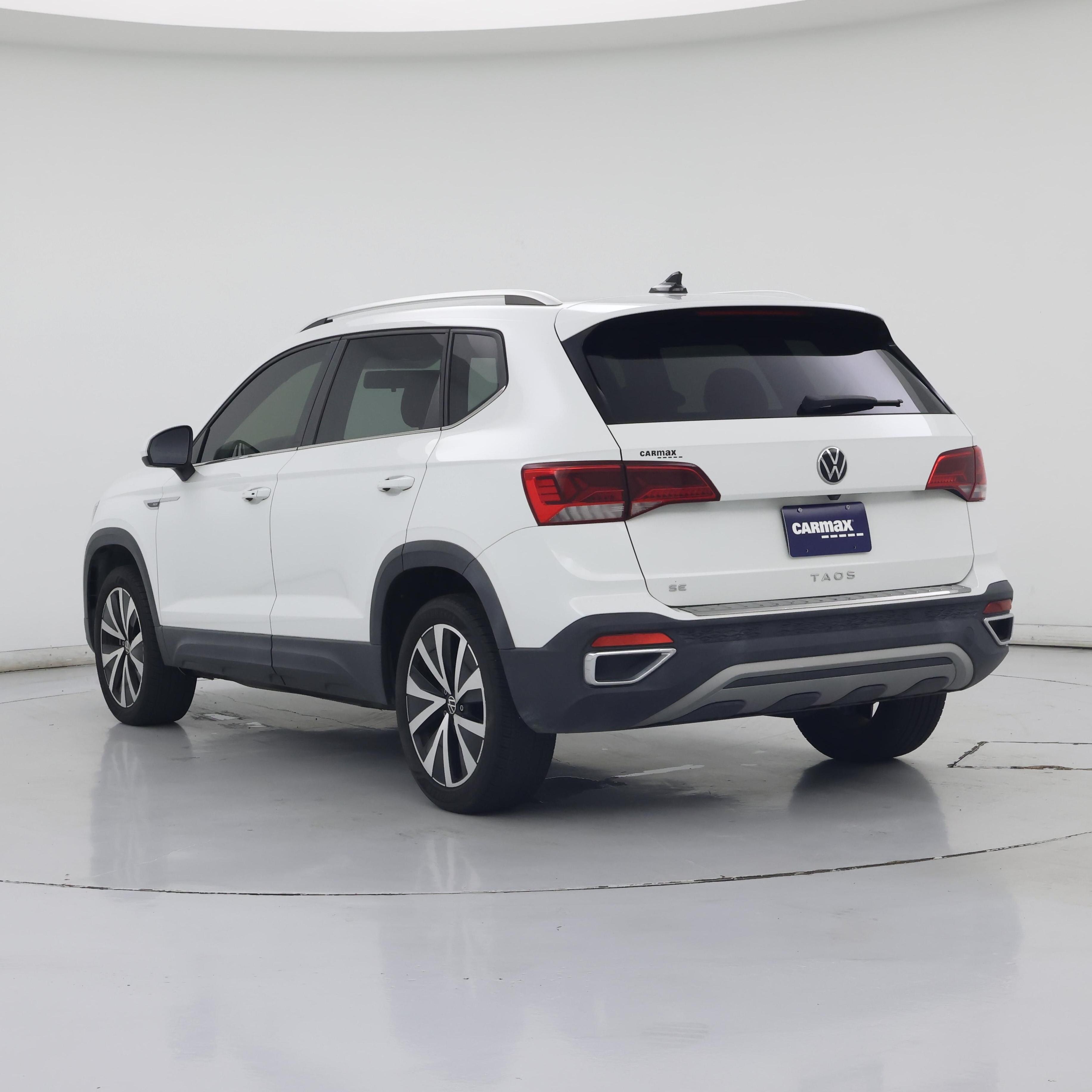 Thumbnail: 2022 Volkswagen Taos - 2