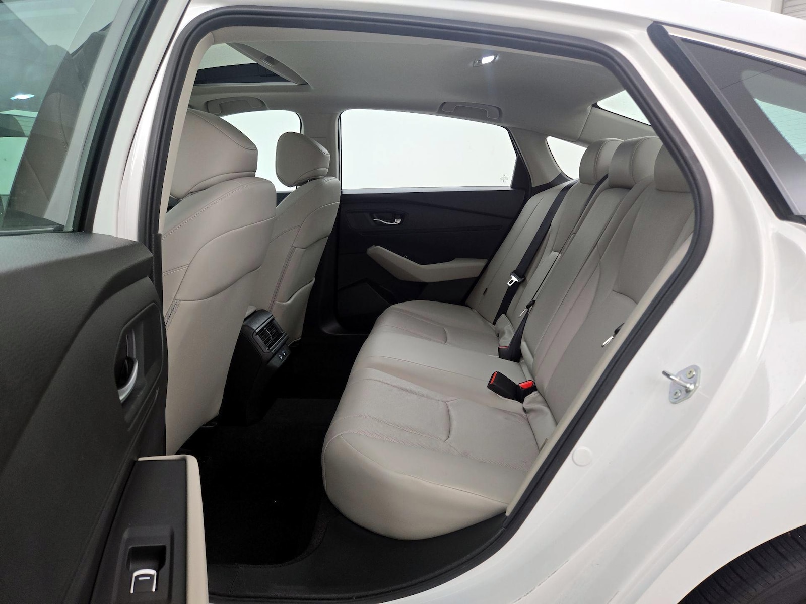 2024 Honda Accord Hybrid EX-L - Photo 20