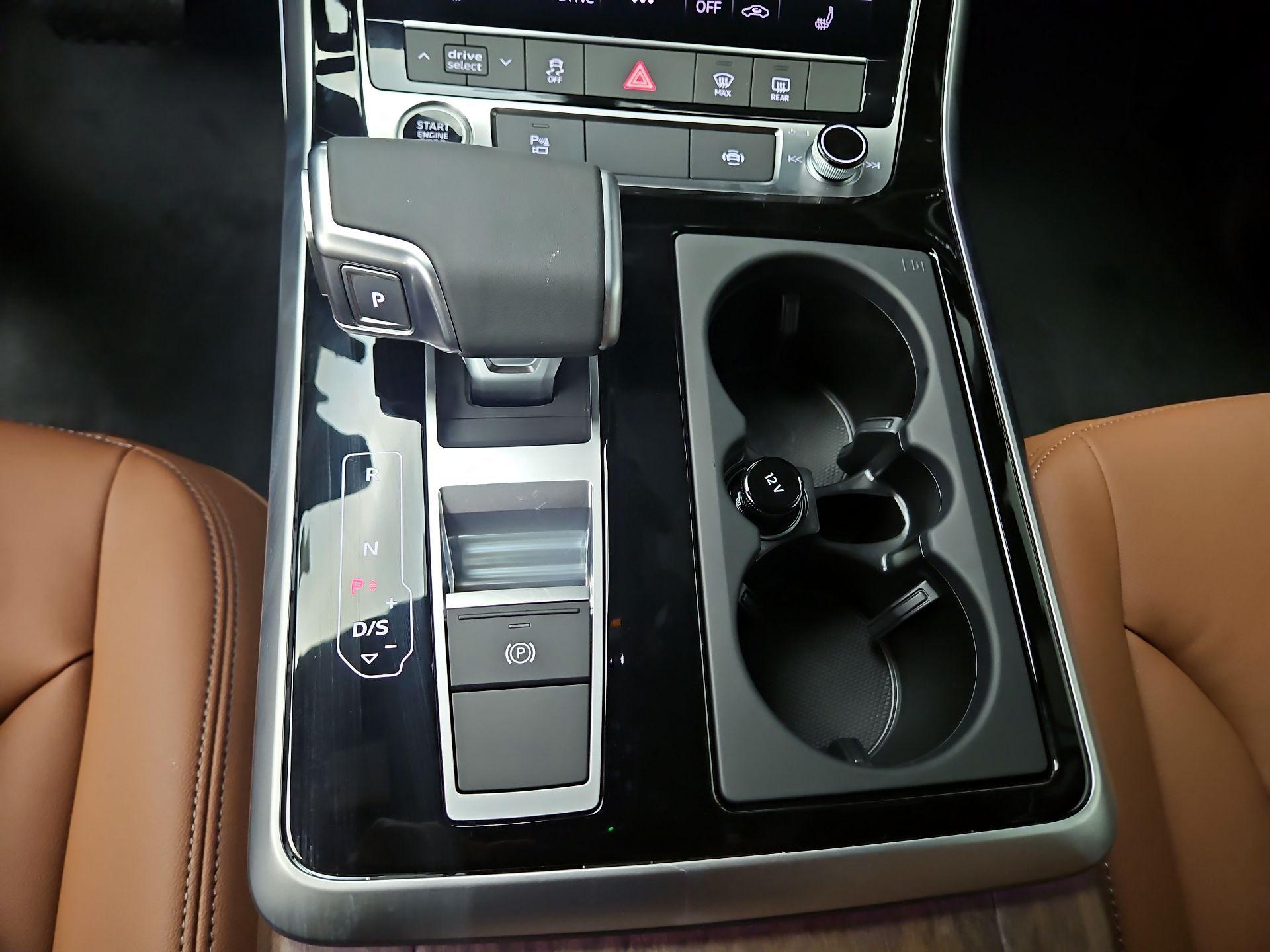 Thumbnail: 2026 Audi Q7 - 18