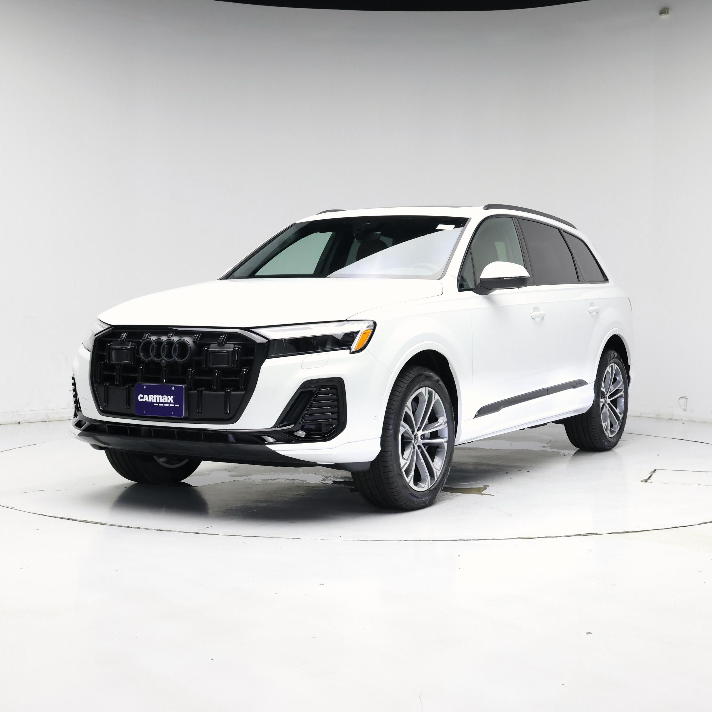 Thumbnail: 2026 Audi Q7 - 4