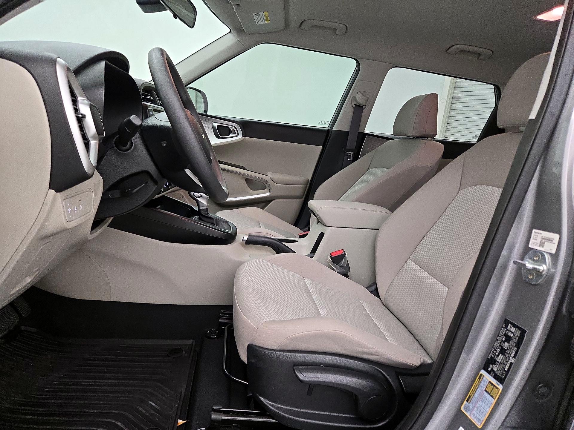 Thumbnail: 2023 Kia Soul - 11