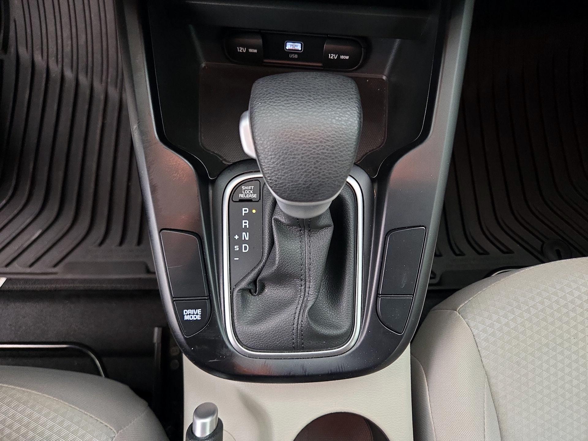 Thumbnail: 2023 Kia Soul - 17