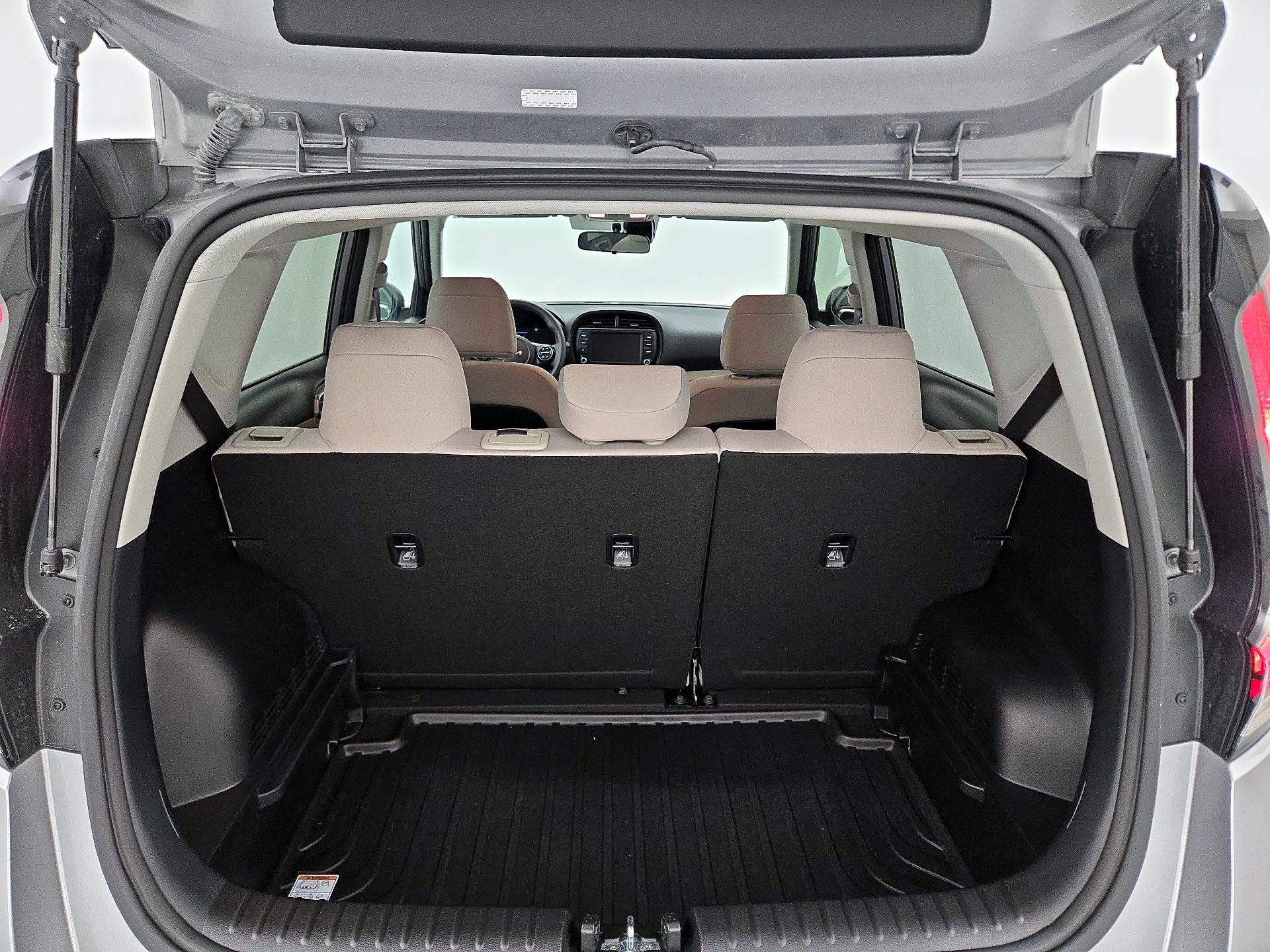 Thumbnail: 2023 Kia Soul - 20