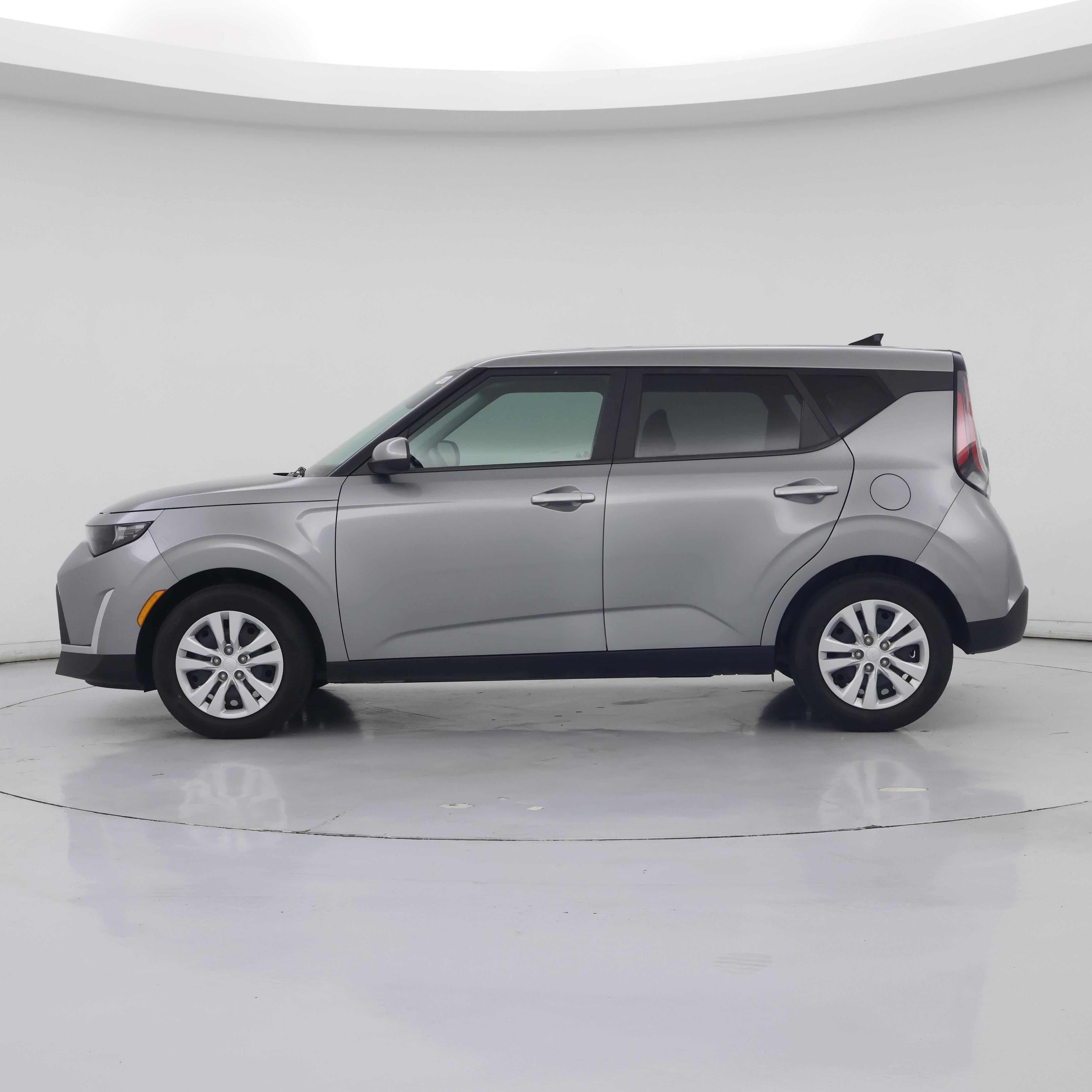 Thumbnail: 2023 Kia Soul - 3