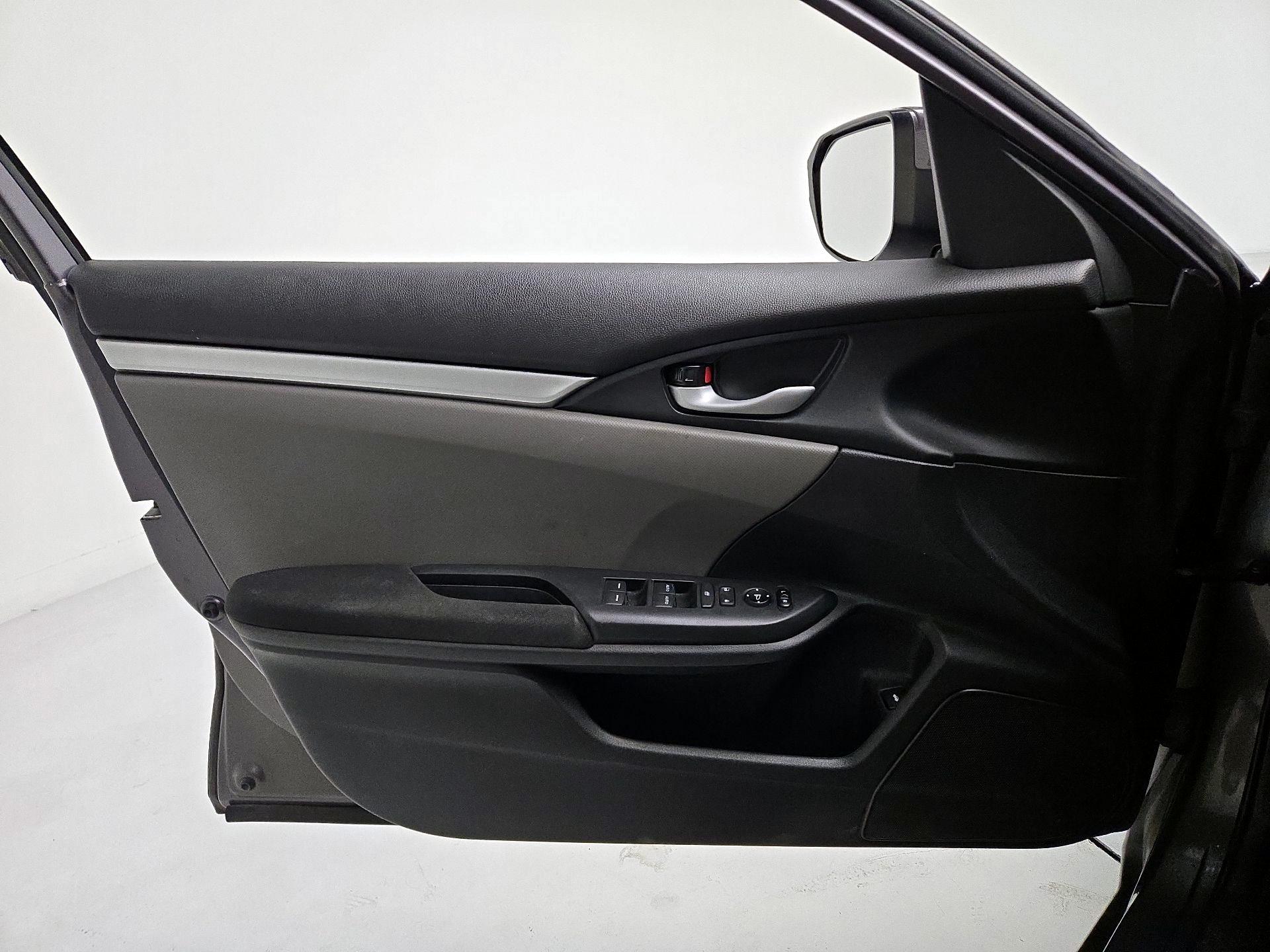 Thumbnail: 2020 Honda Civic - 10