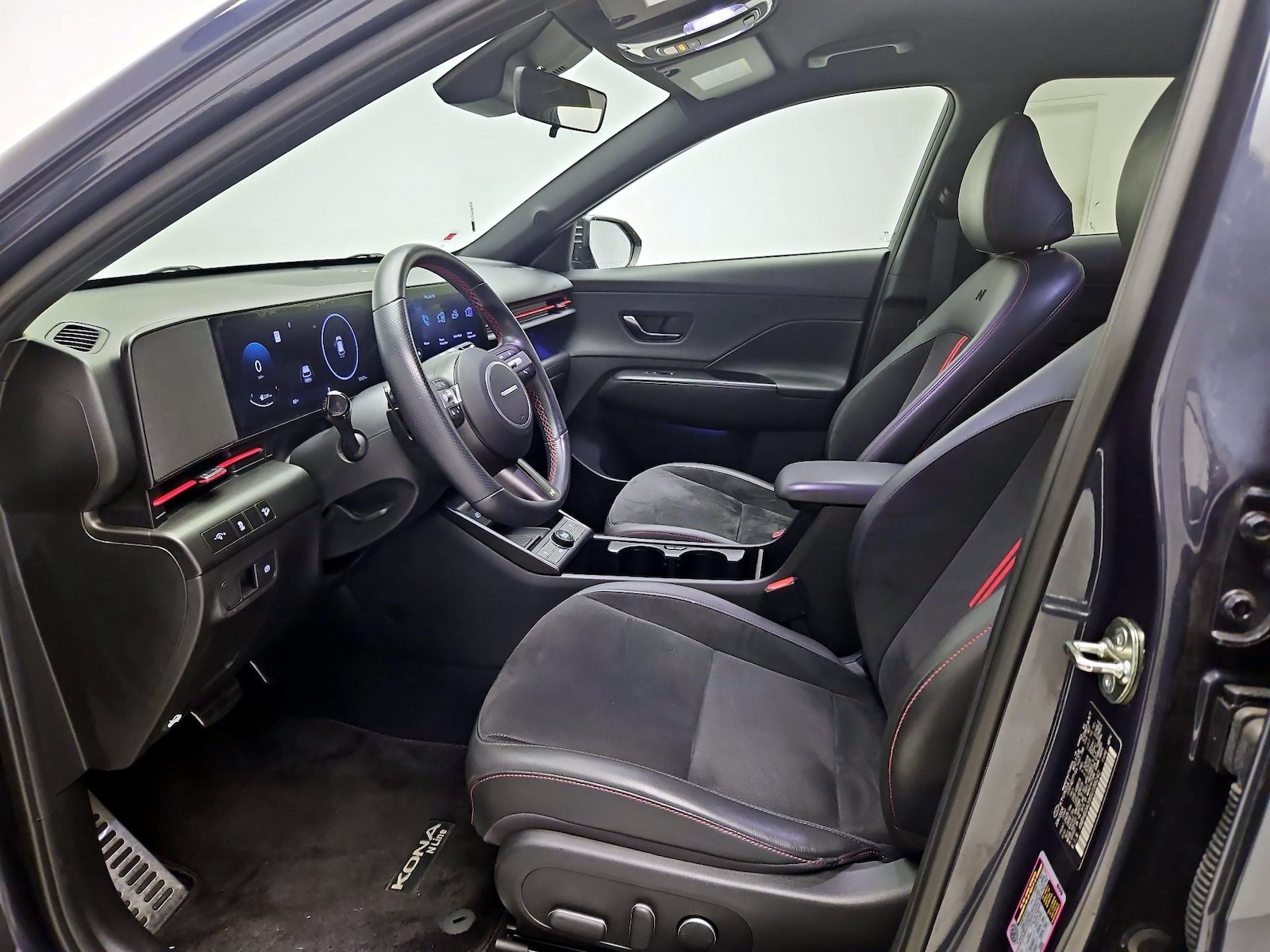 2025 Hyundai Kona N Line S - Photo 12