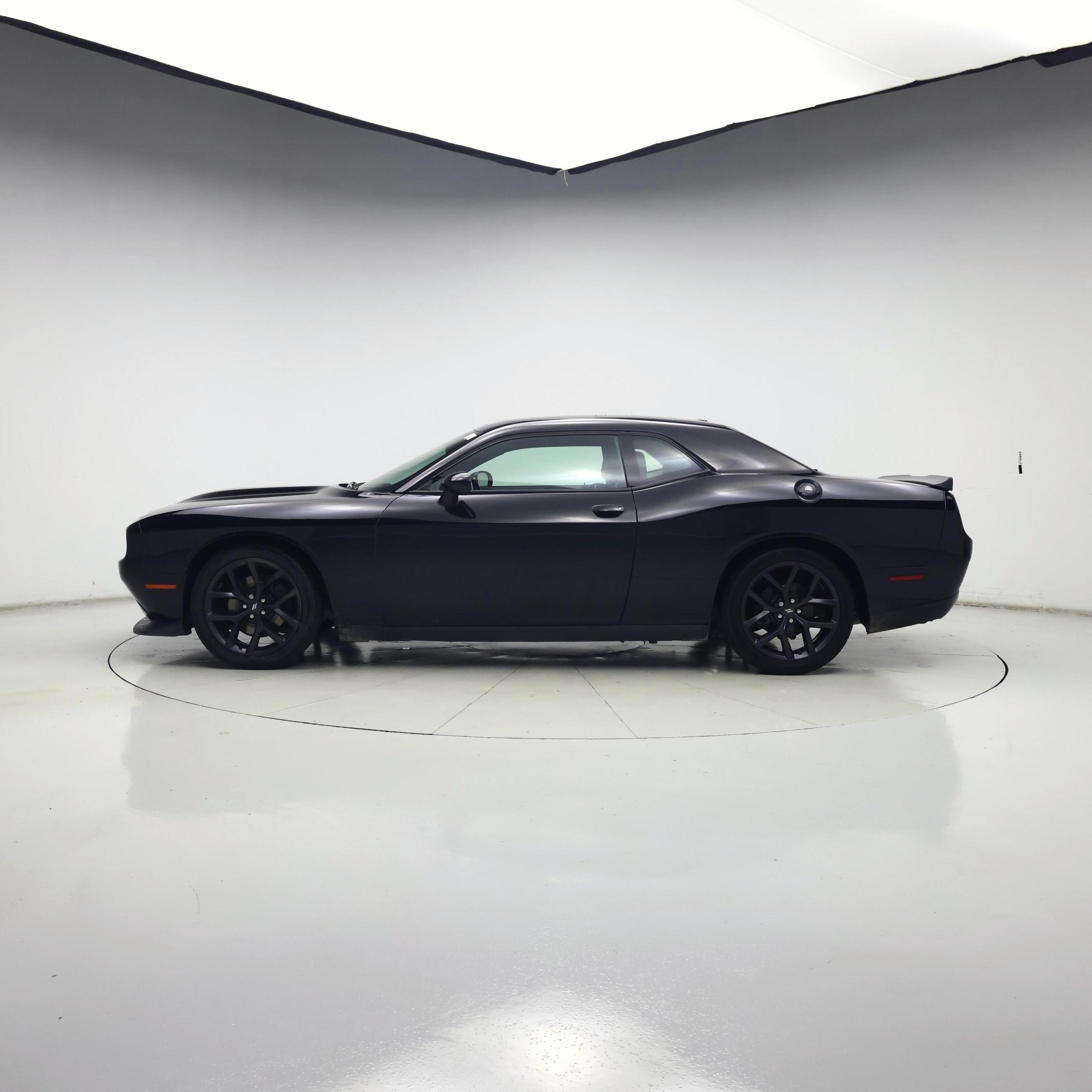 Thumbnail: 2020 Dodge Challenger - 3