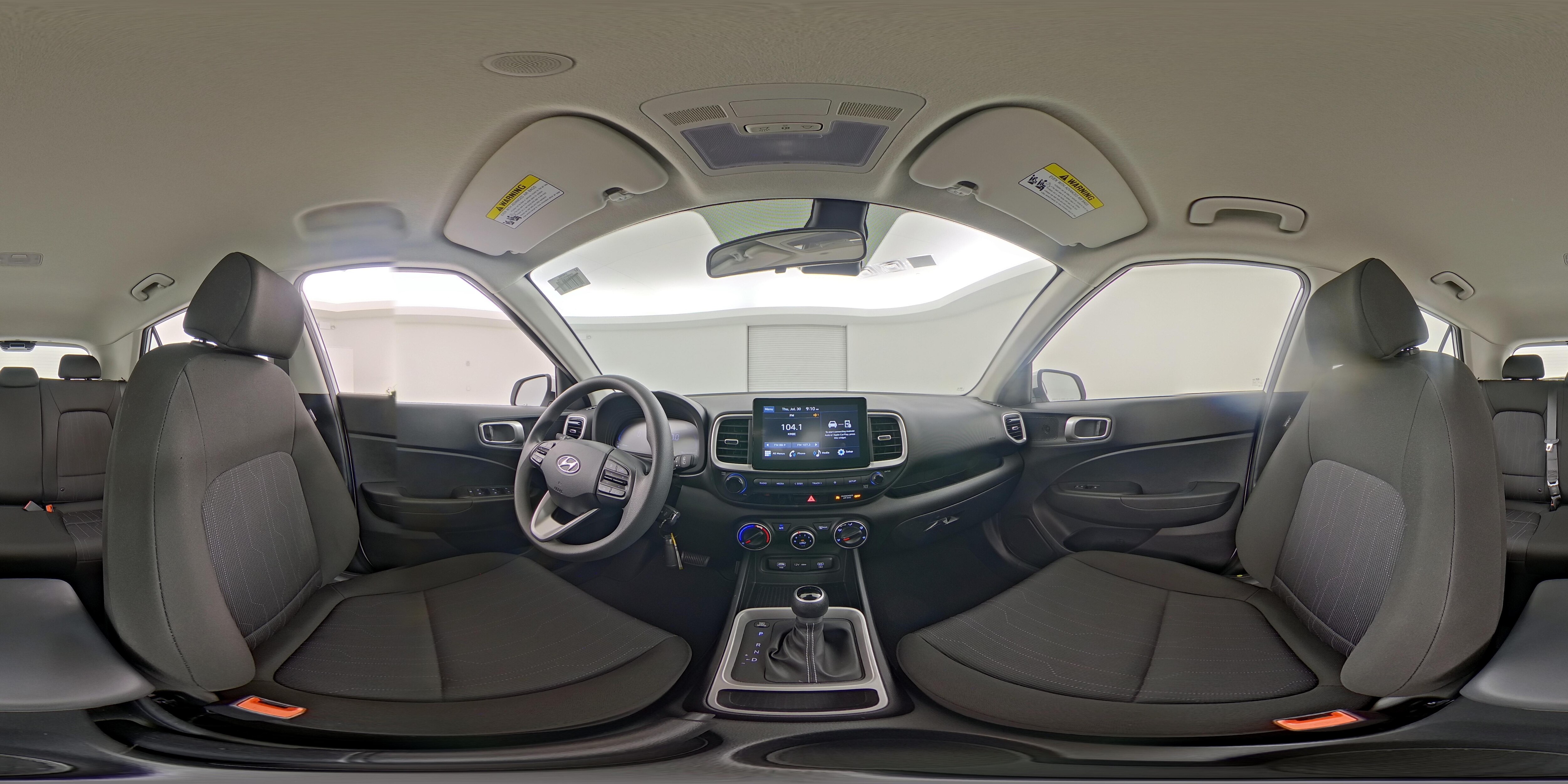 2025 Hyundai Venue SE - Photo 24