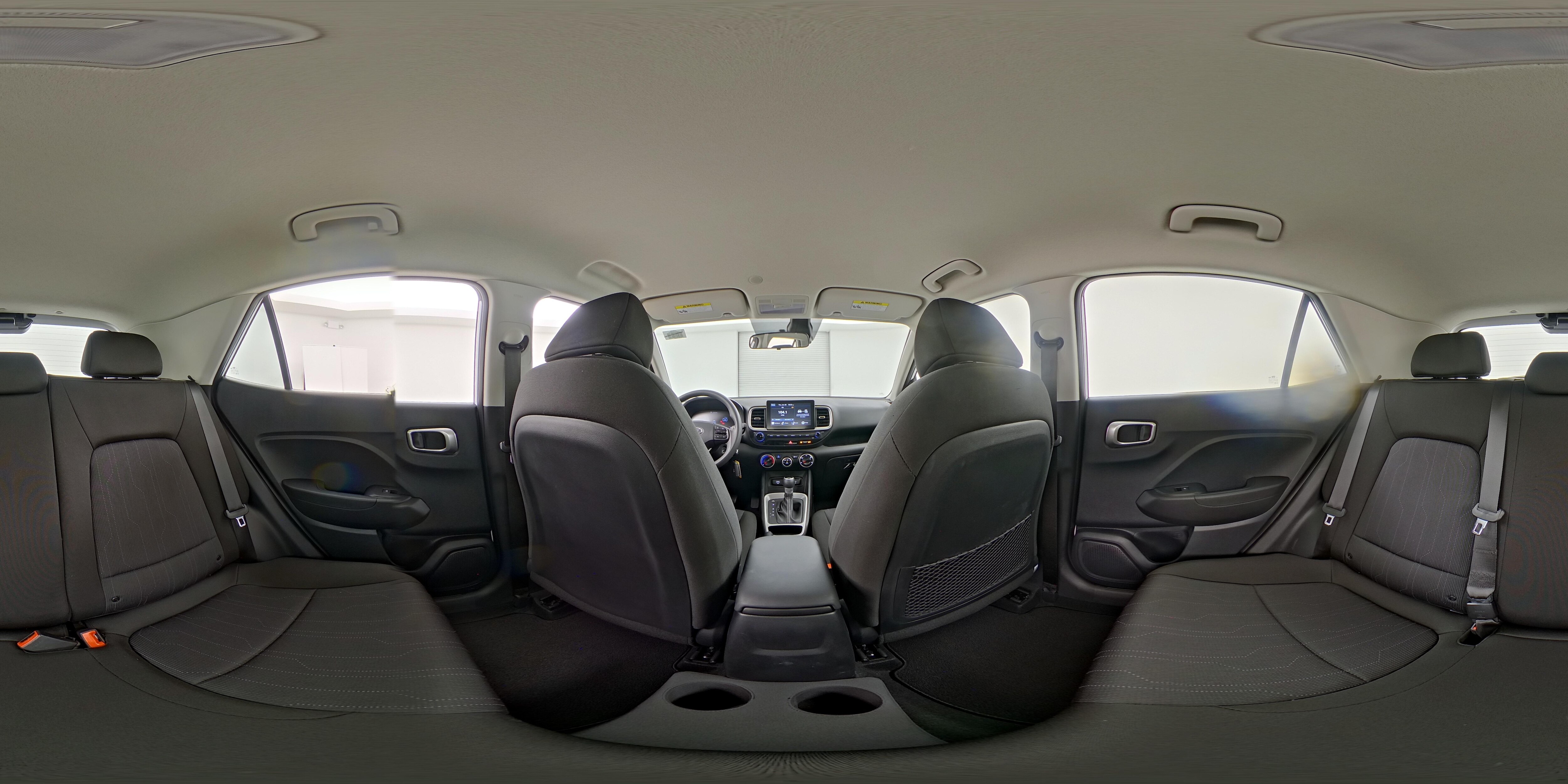 2025 Hyundai Venue SE - Photo 25