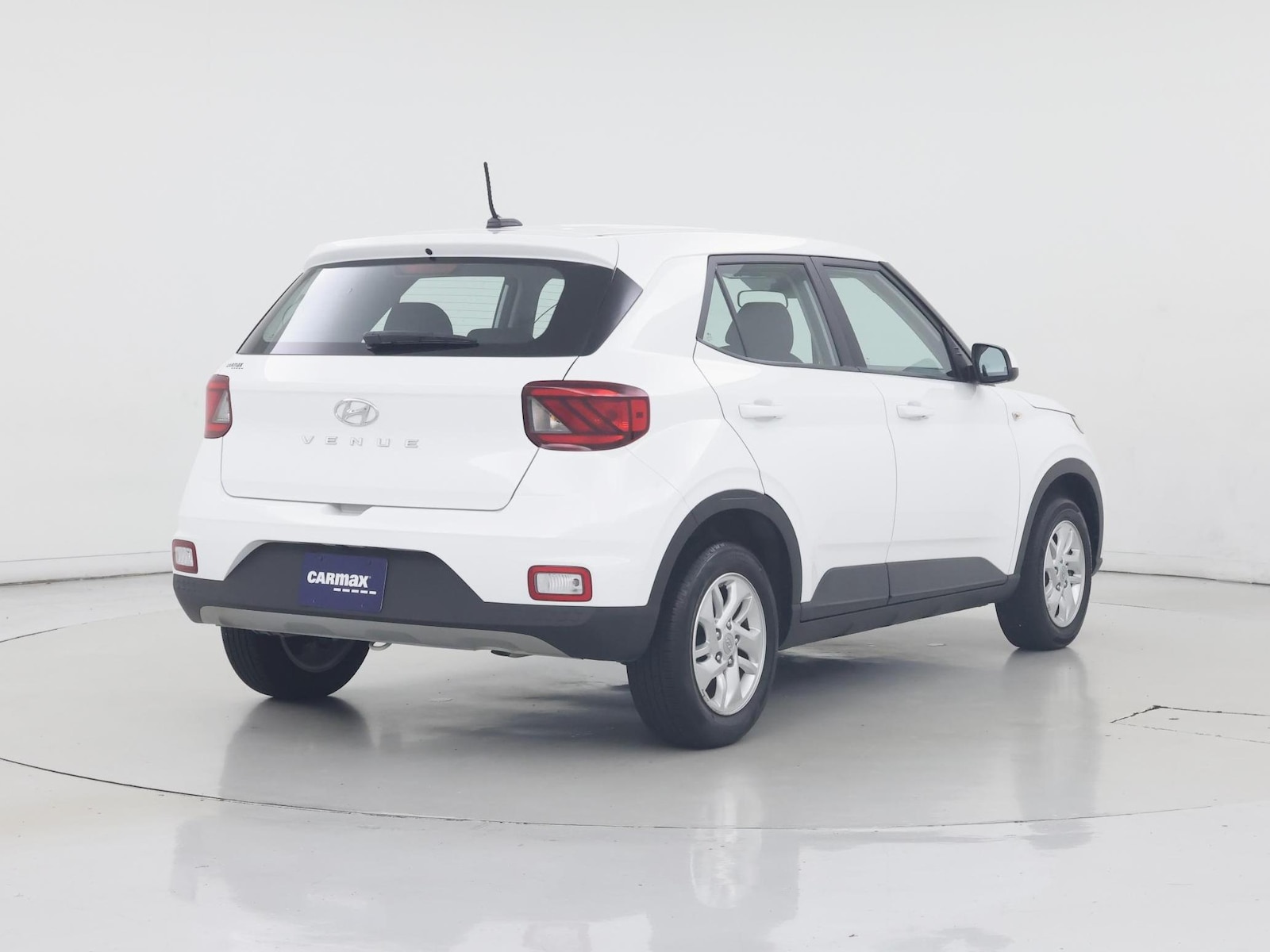 2025 Hyundai Venue SE - Photo 9