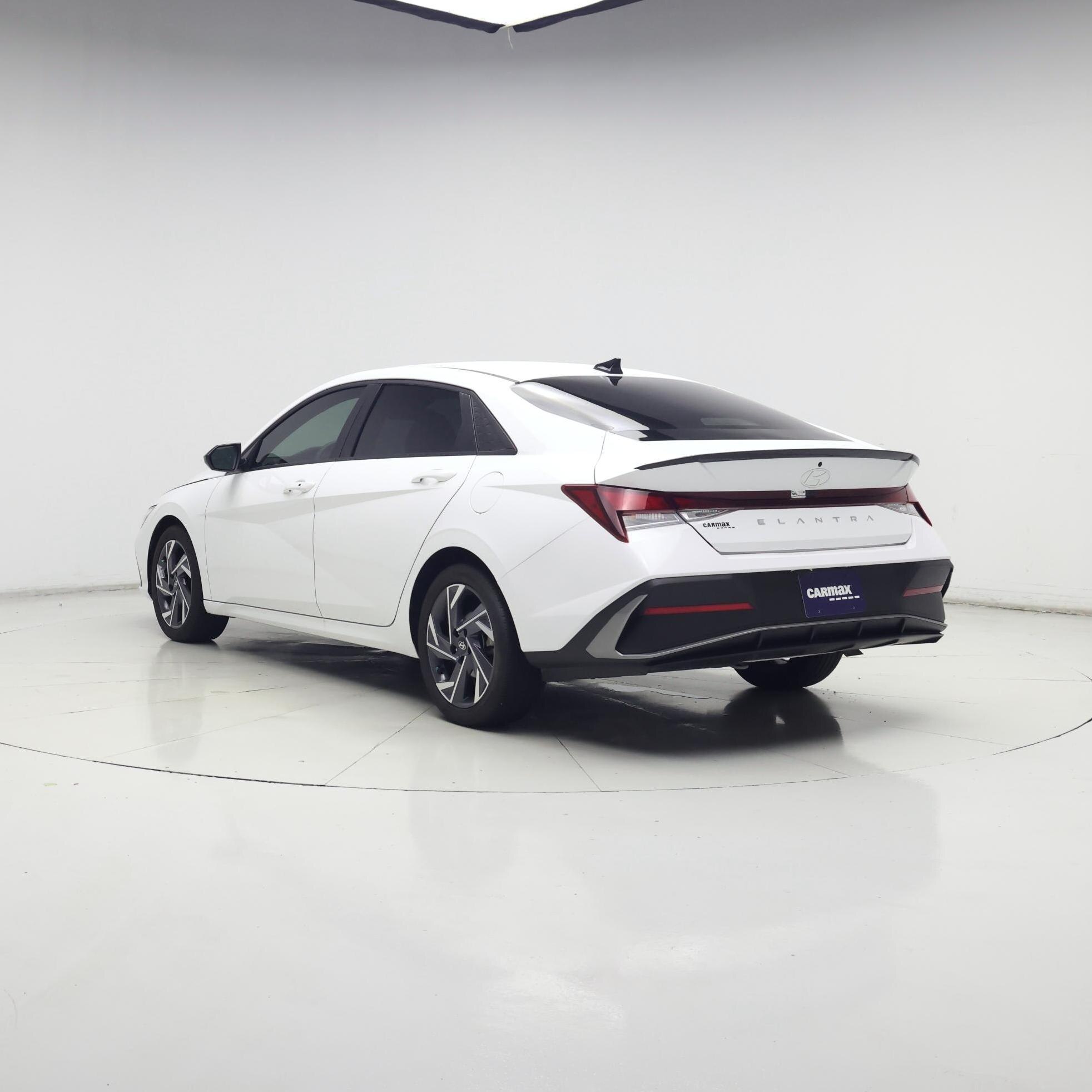 Thumbnail: 2025 Hyundai Elantra - 2