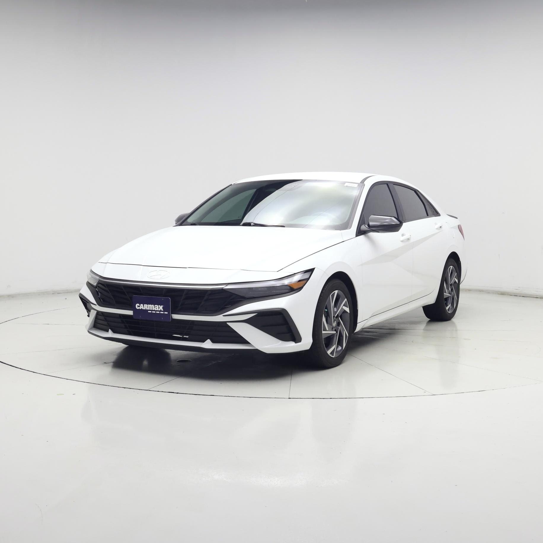 Thumbnail: 2025 Hyundai Elantra - 4