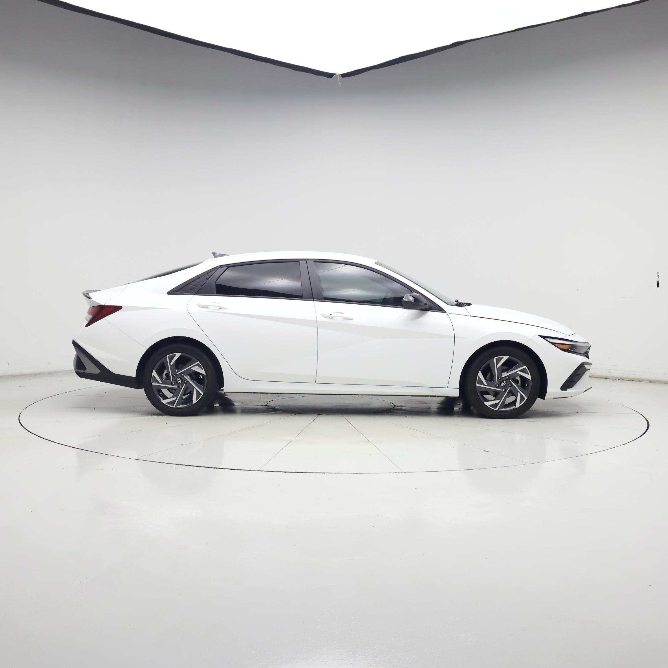Thumbnail: 2025 Hyundai Elantra - 7