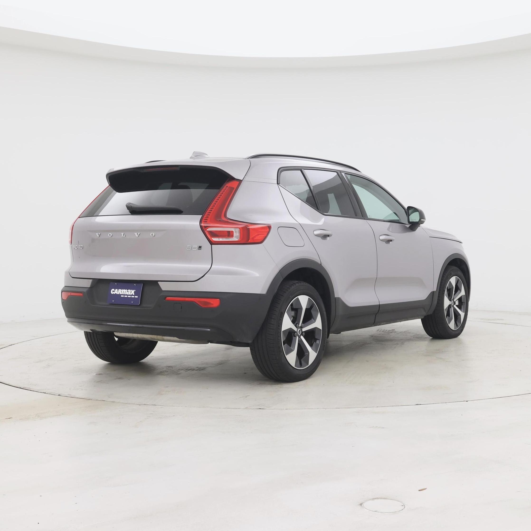 Thumbnail: 2026 Volvo XC40 - 8