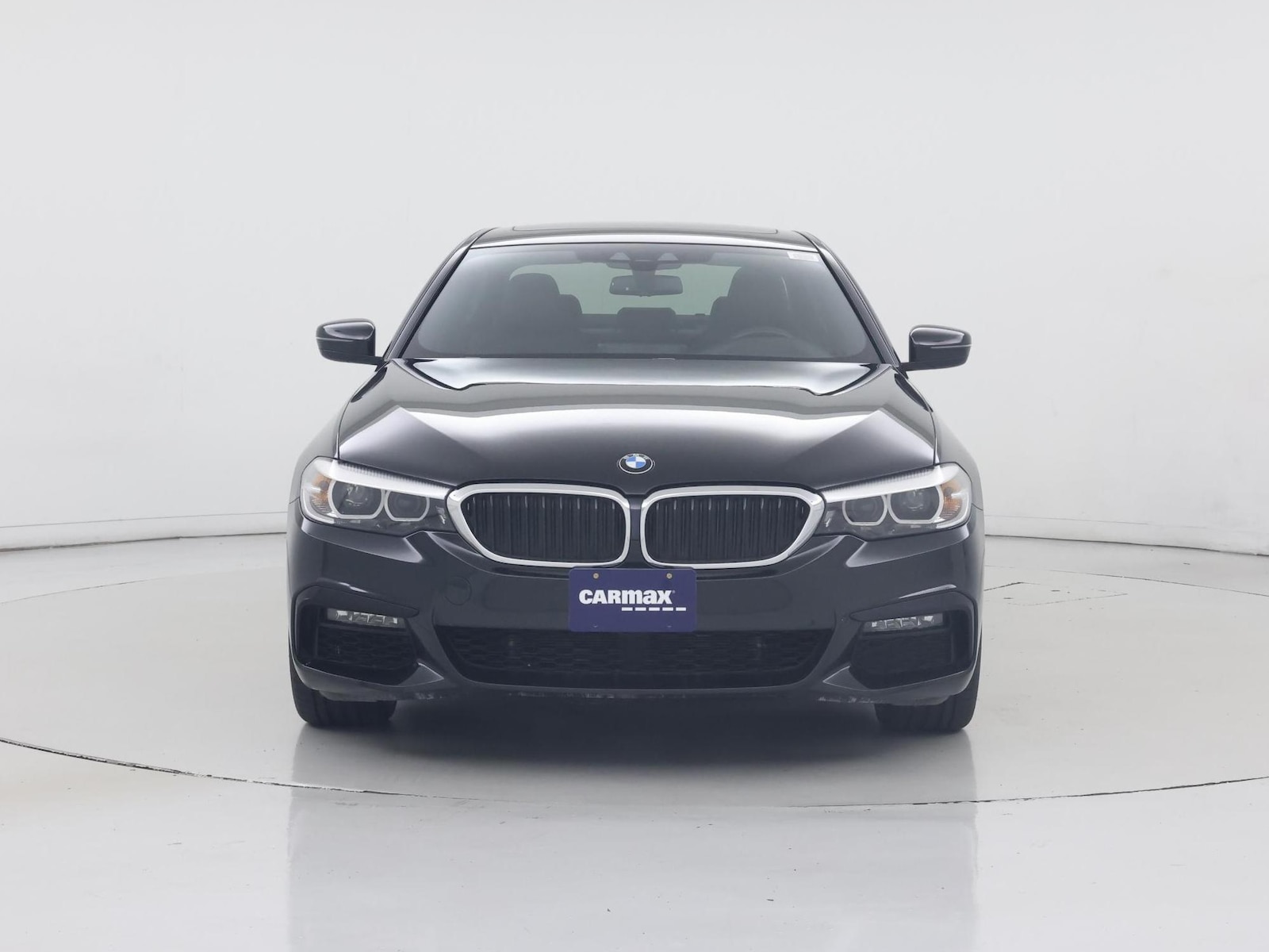2020 BMW 5 Series 530e - Photo 6
