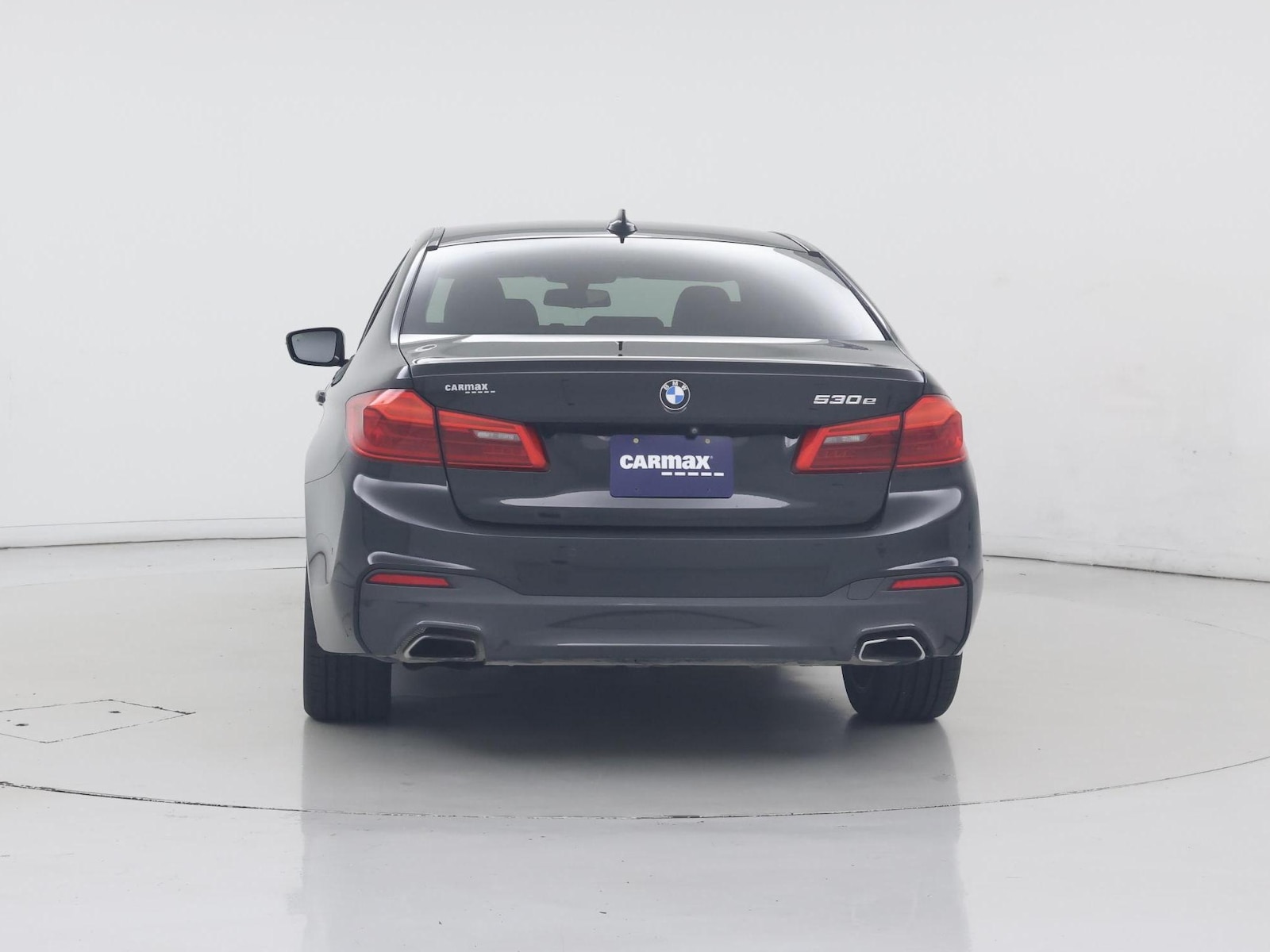 2020 BMW 5 Series 530e - Photo 7