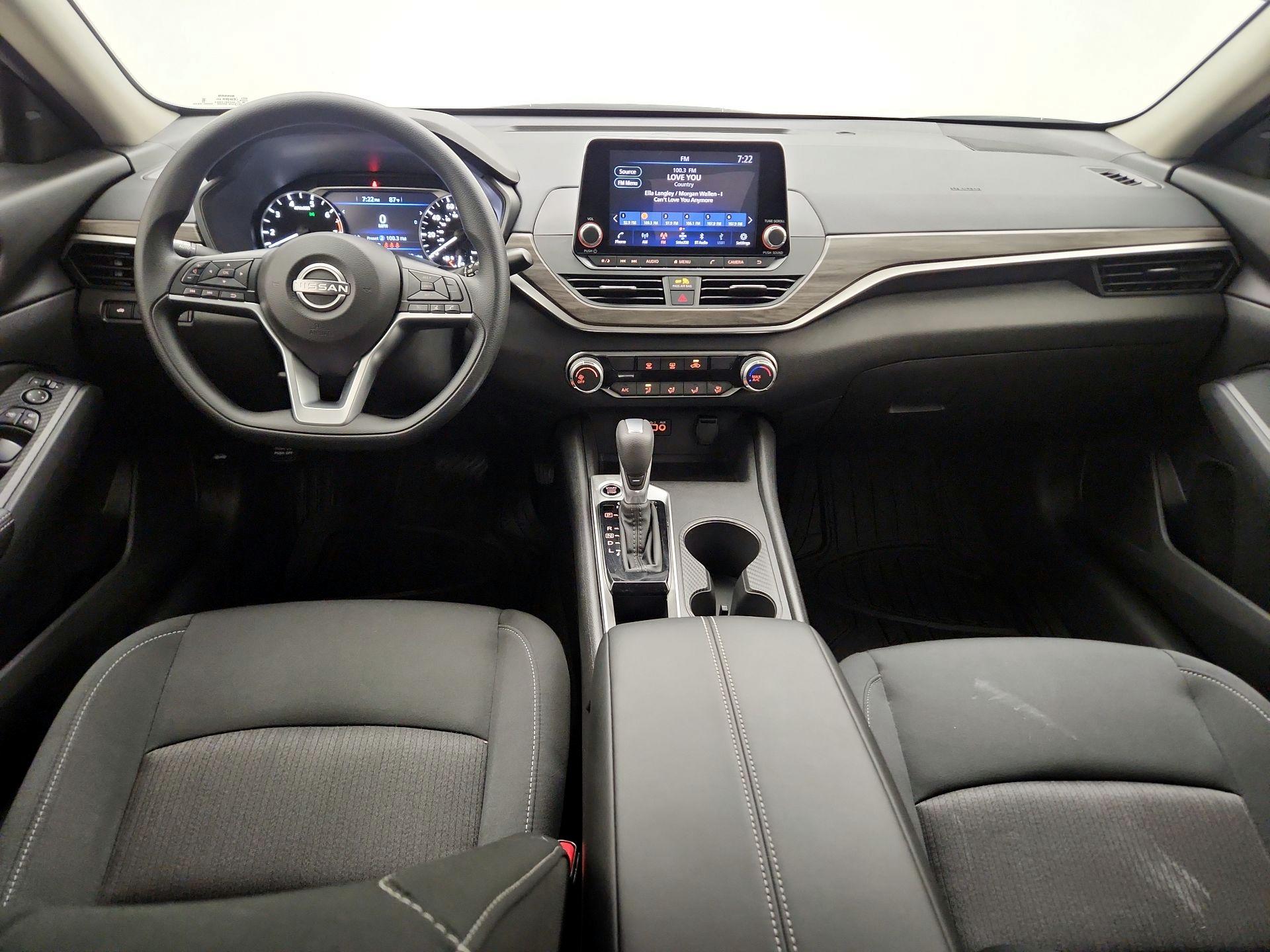 Thumbnail: 2025 Nissan Altima - 9