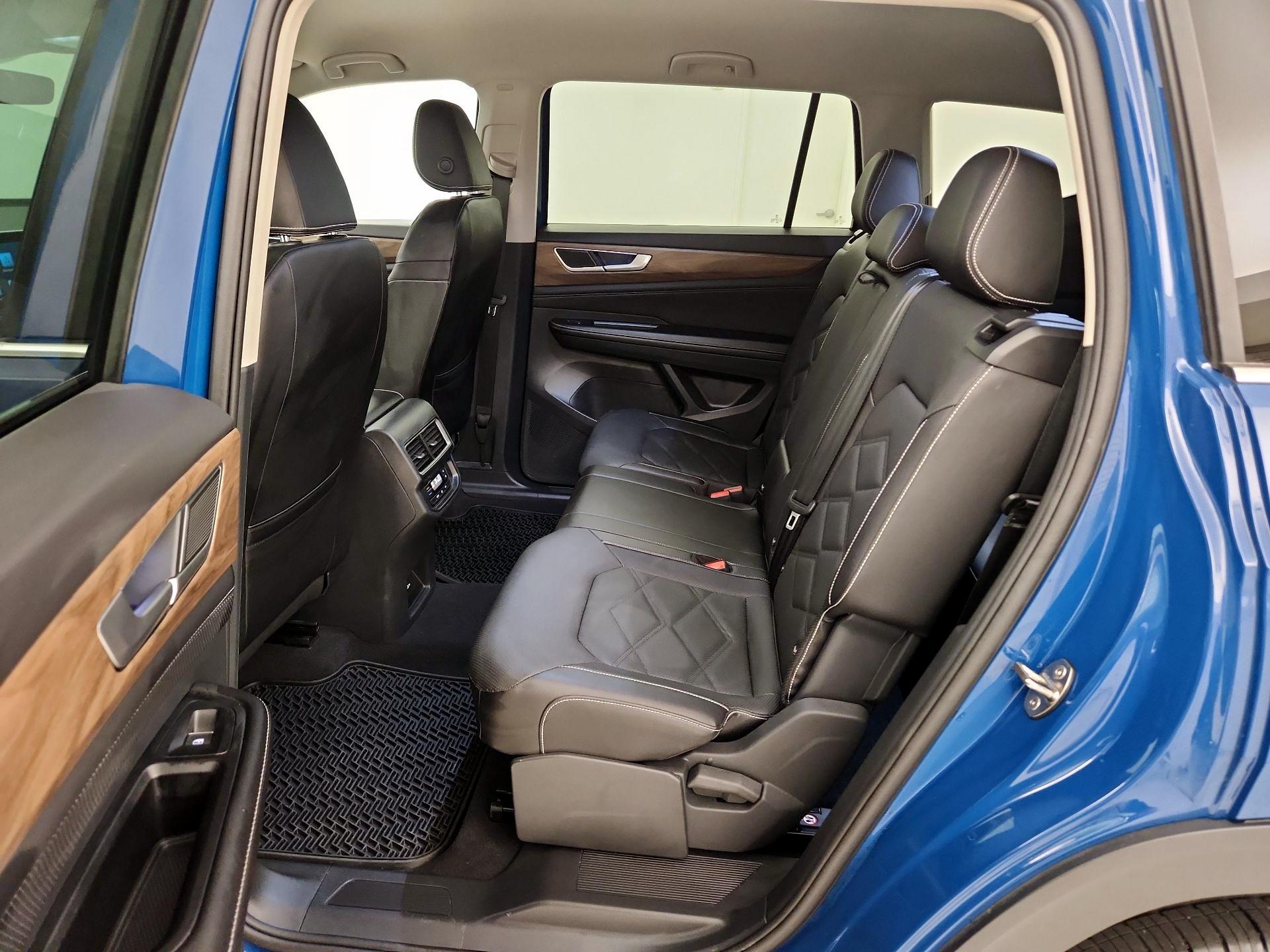 Thumbnail: 2025 Volkswagen Atlas - 19