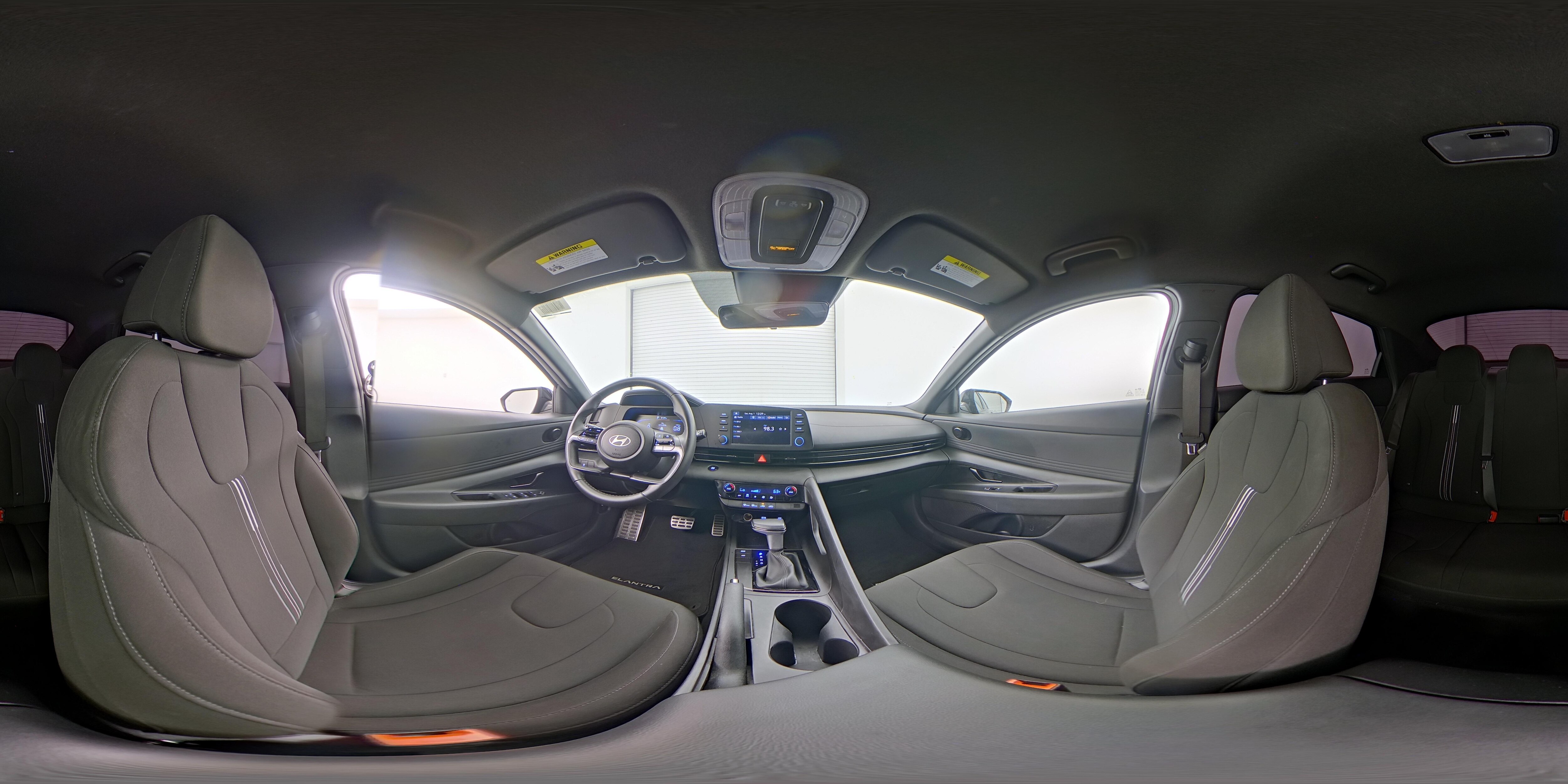 2025 Hyundai Elantra SEL - Photo 24