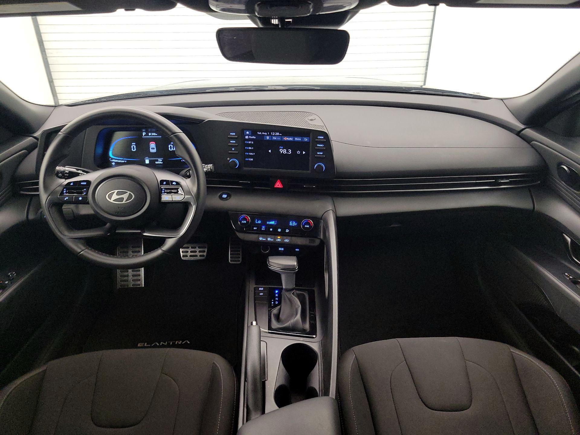 Thumbnail: 2025 Hyundai Elantra - 9