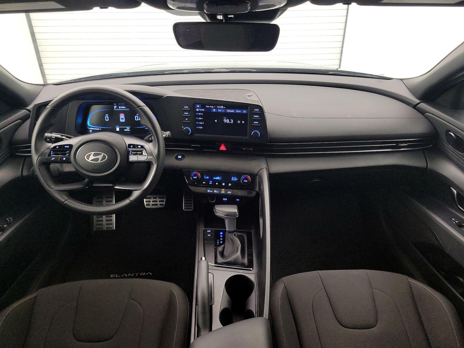 2025 Hyundai Elantra SEL - Photo 10