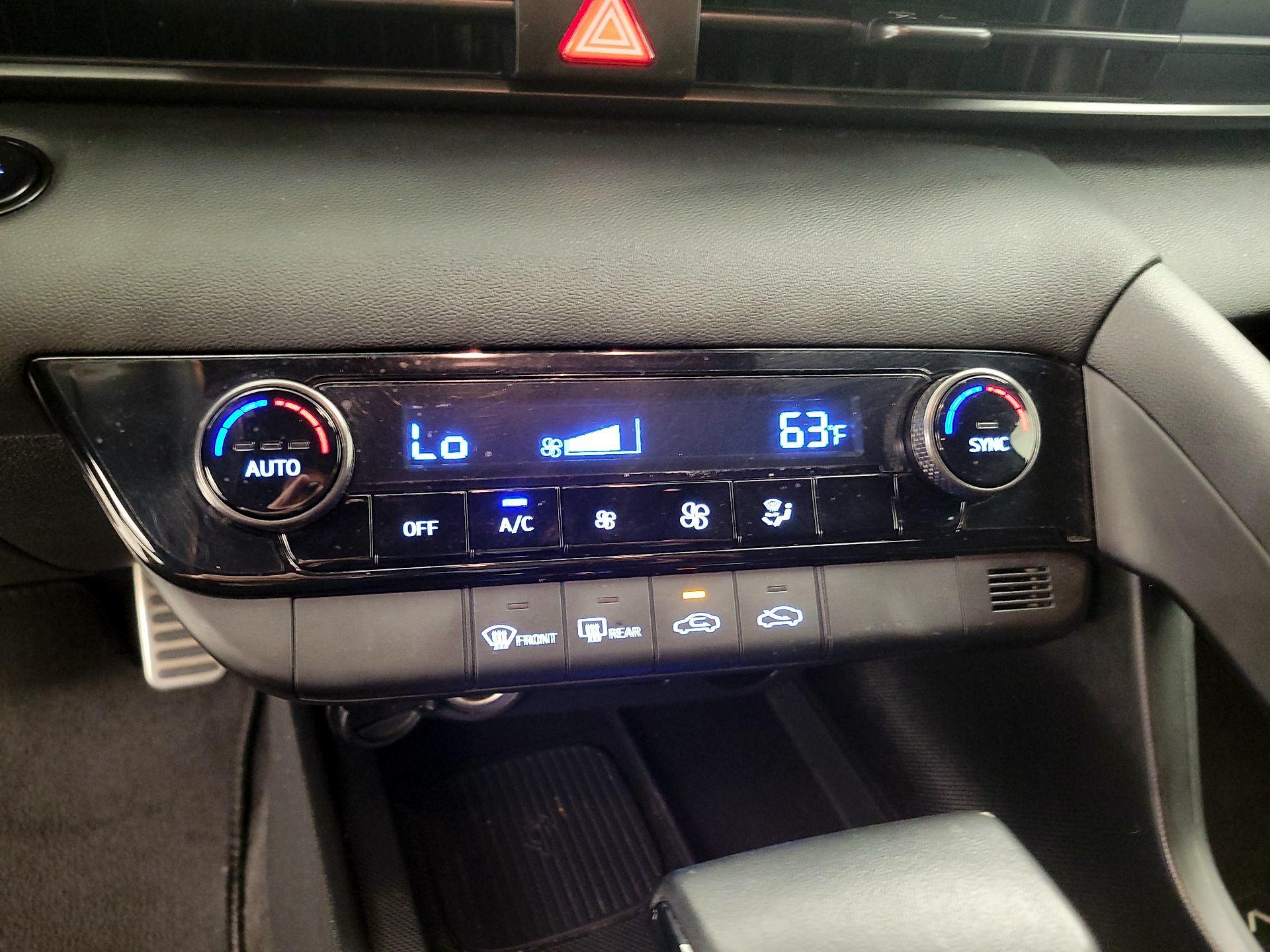 Thumbnail: 2025 Hyundai Elantra - 16