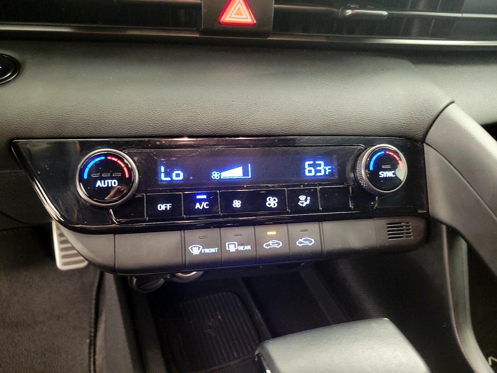 2025 Hyundai Elantra SEL - Photo 17