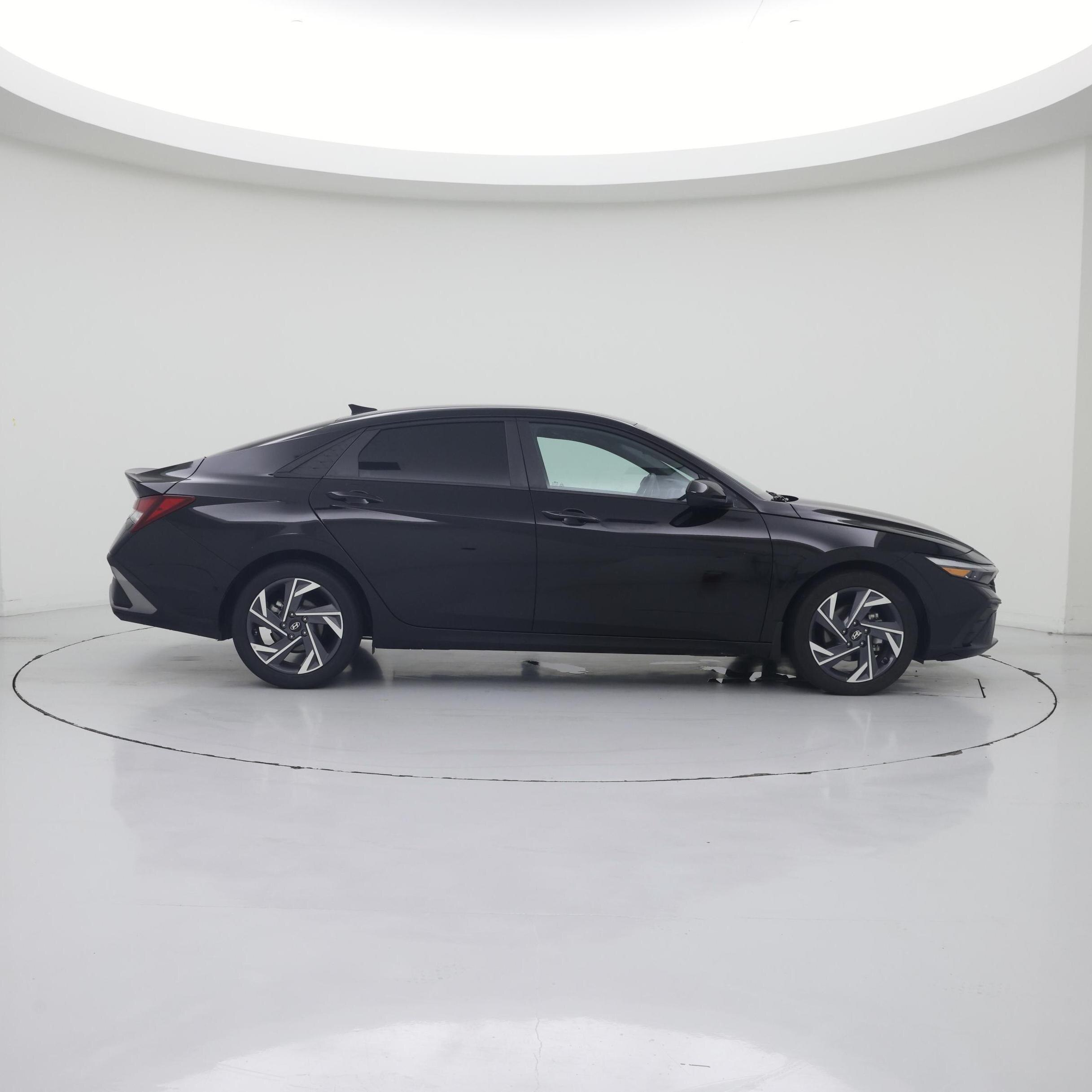 Thumbnail: 2025 Hyundai Elantra - 7