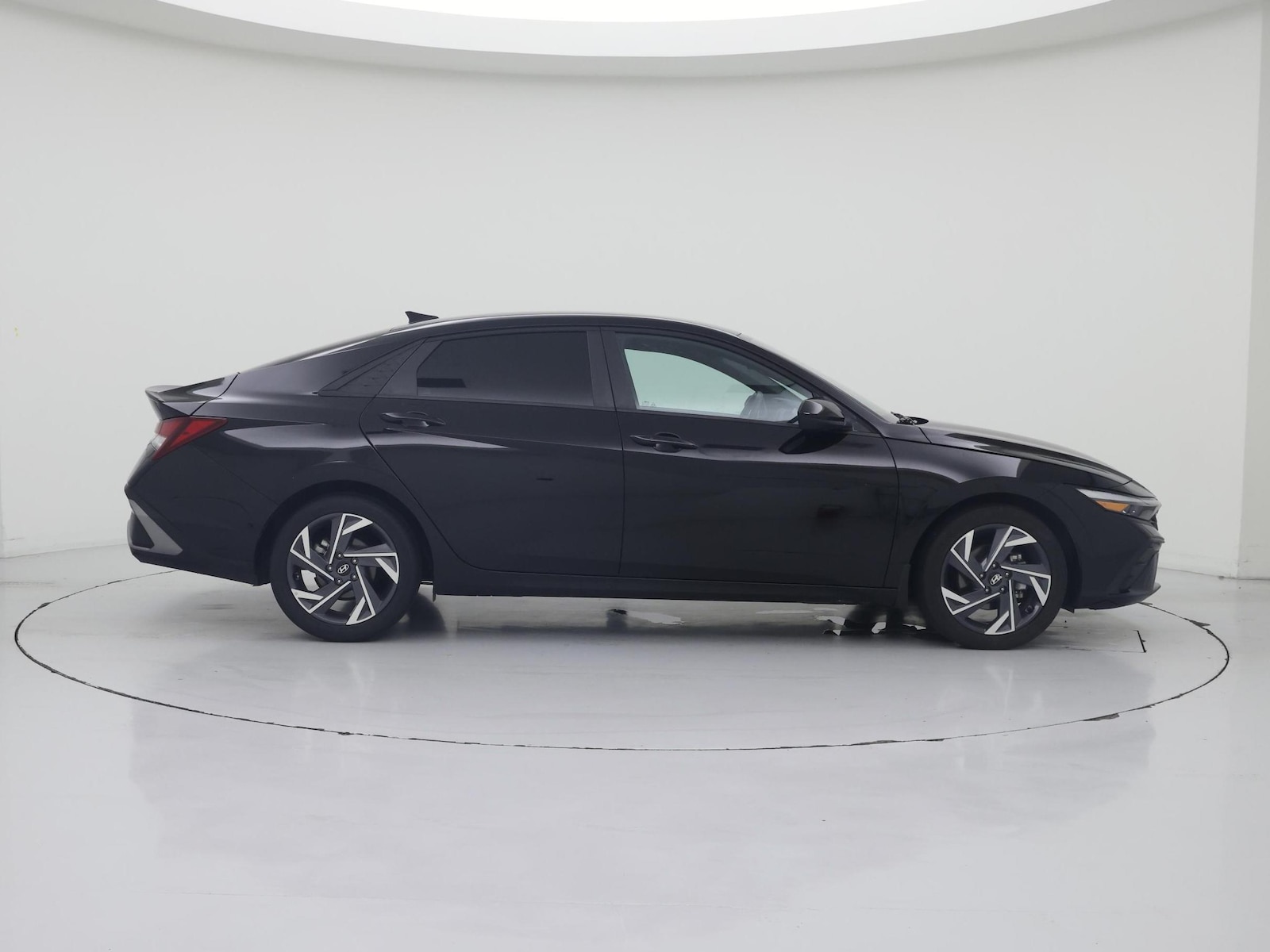 2025 Hyundai Elantra SEL - Photo 8