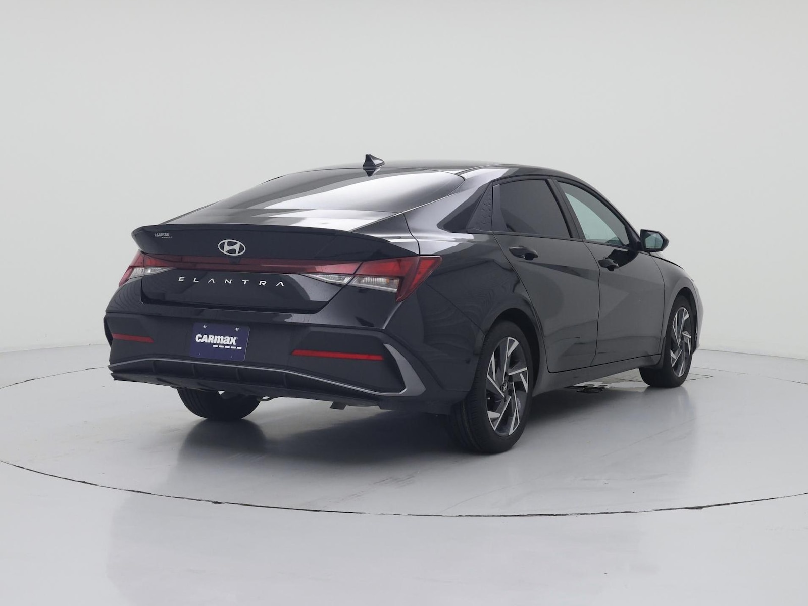 2025 Hyundai Elantra SEL - Photo 9