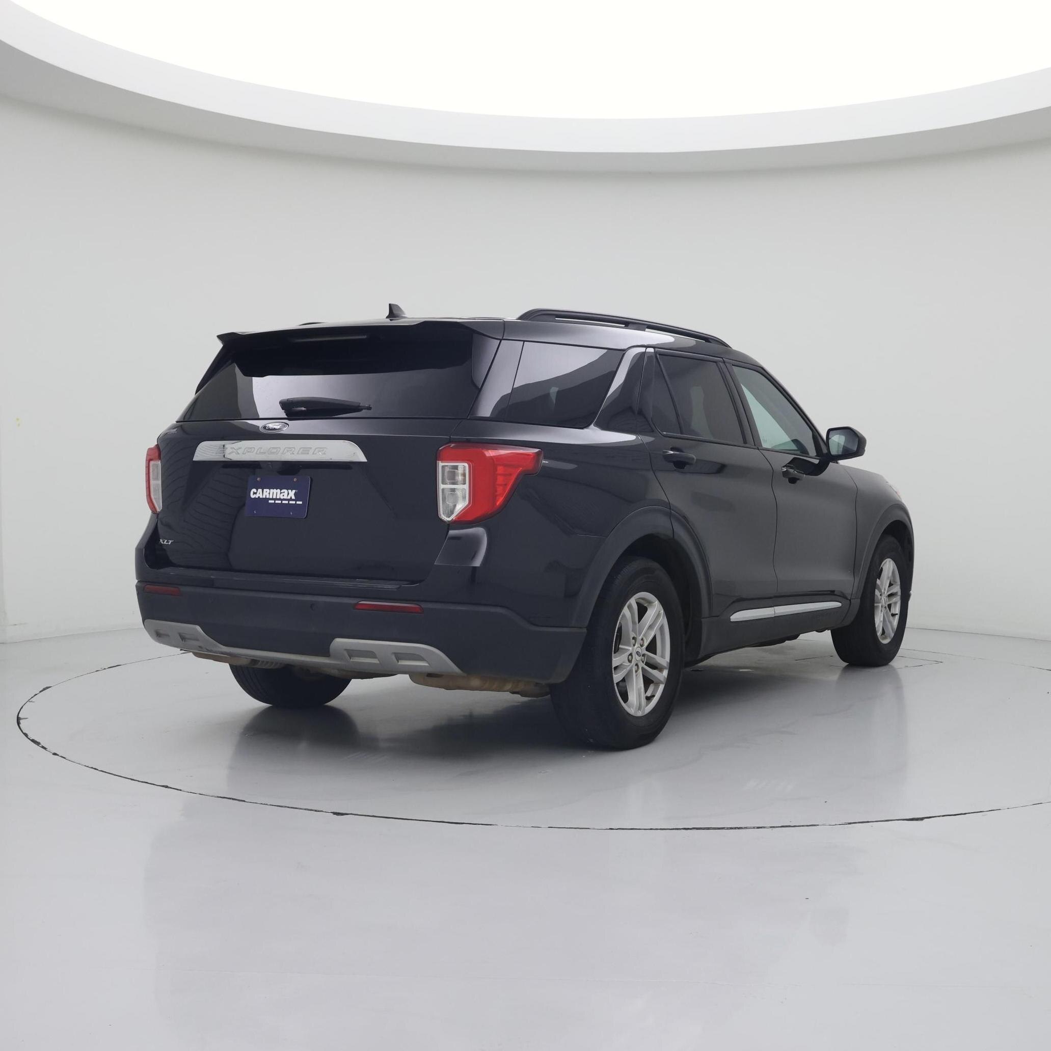 Thumbnail: 2023 Ford Explorer - 8
