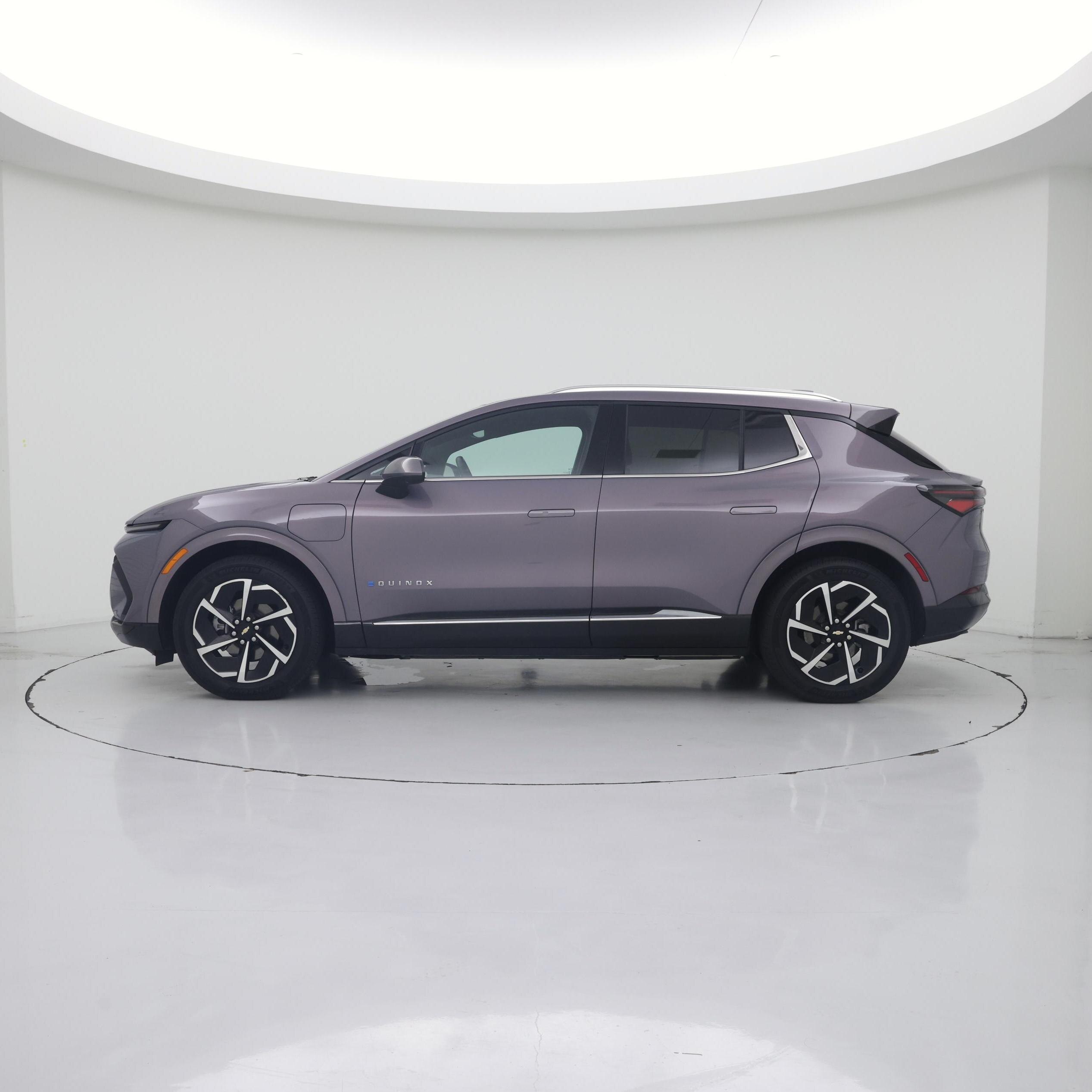 Thumbnail: 2024 Chevrolet Equinox - 3