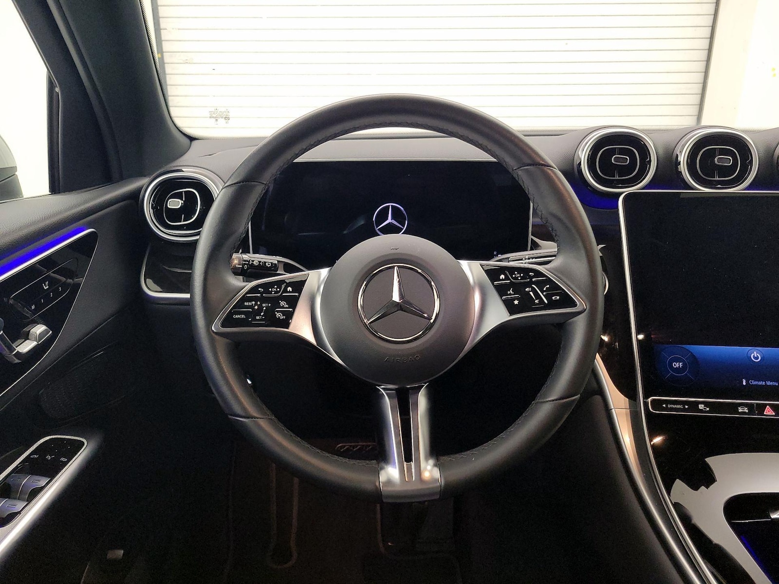 2025 Mercedes-Benz GLC Base - Photo 11
