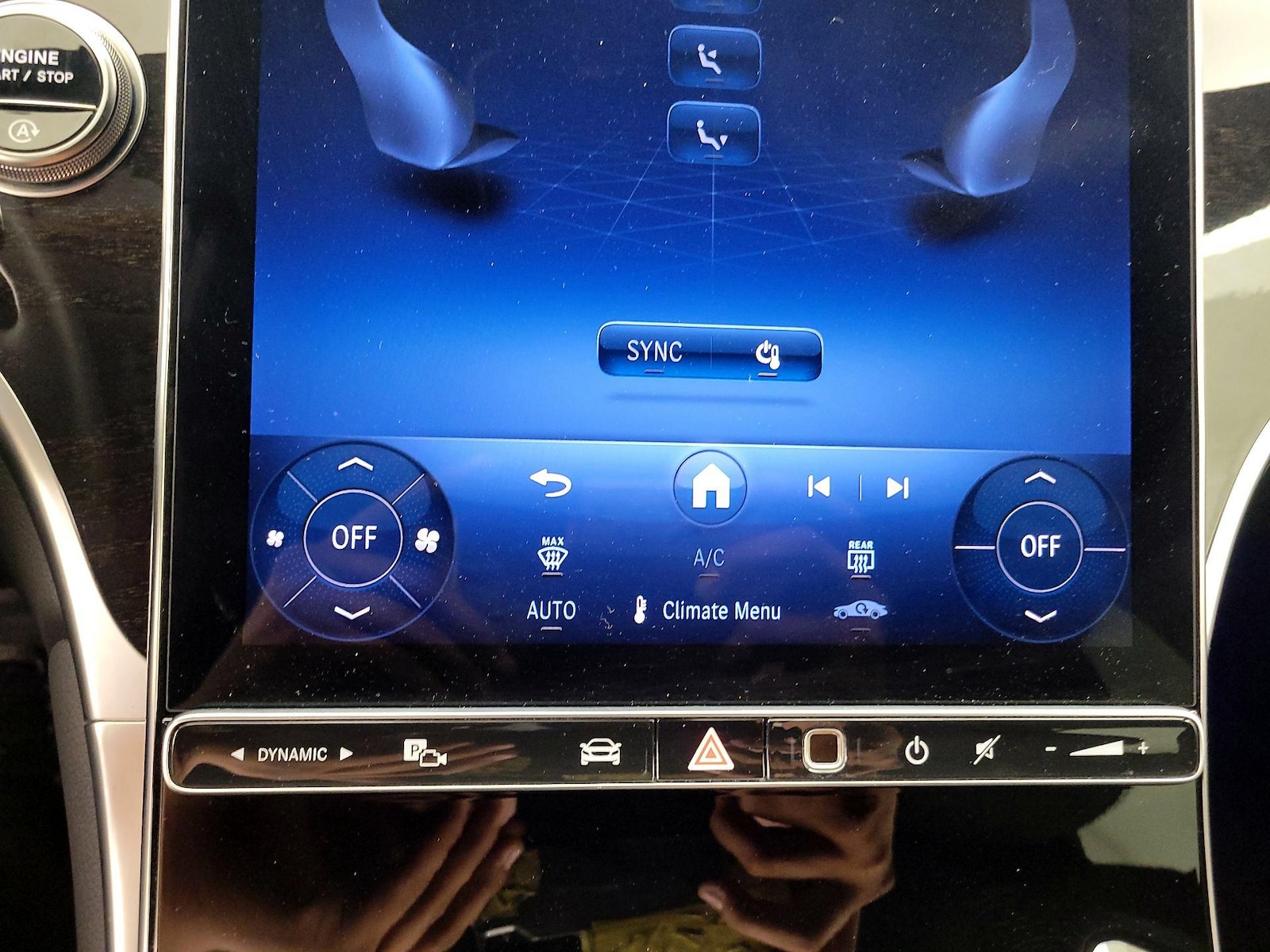 2025 Mercedes-Benz GLC Base - Photo 17