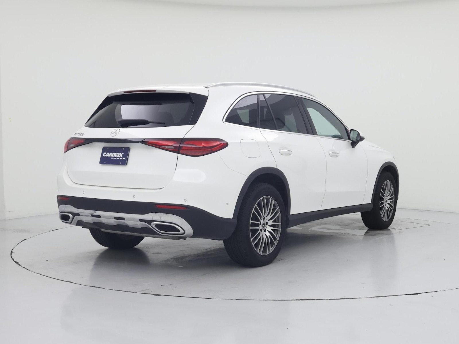2025 Mercedes-Benz GLC Base - Photo 9