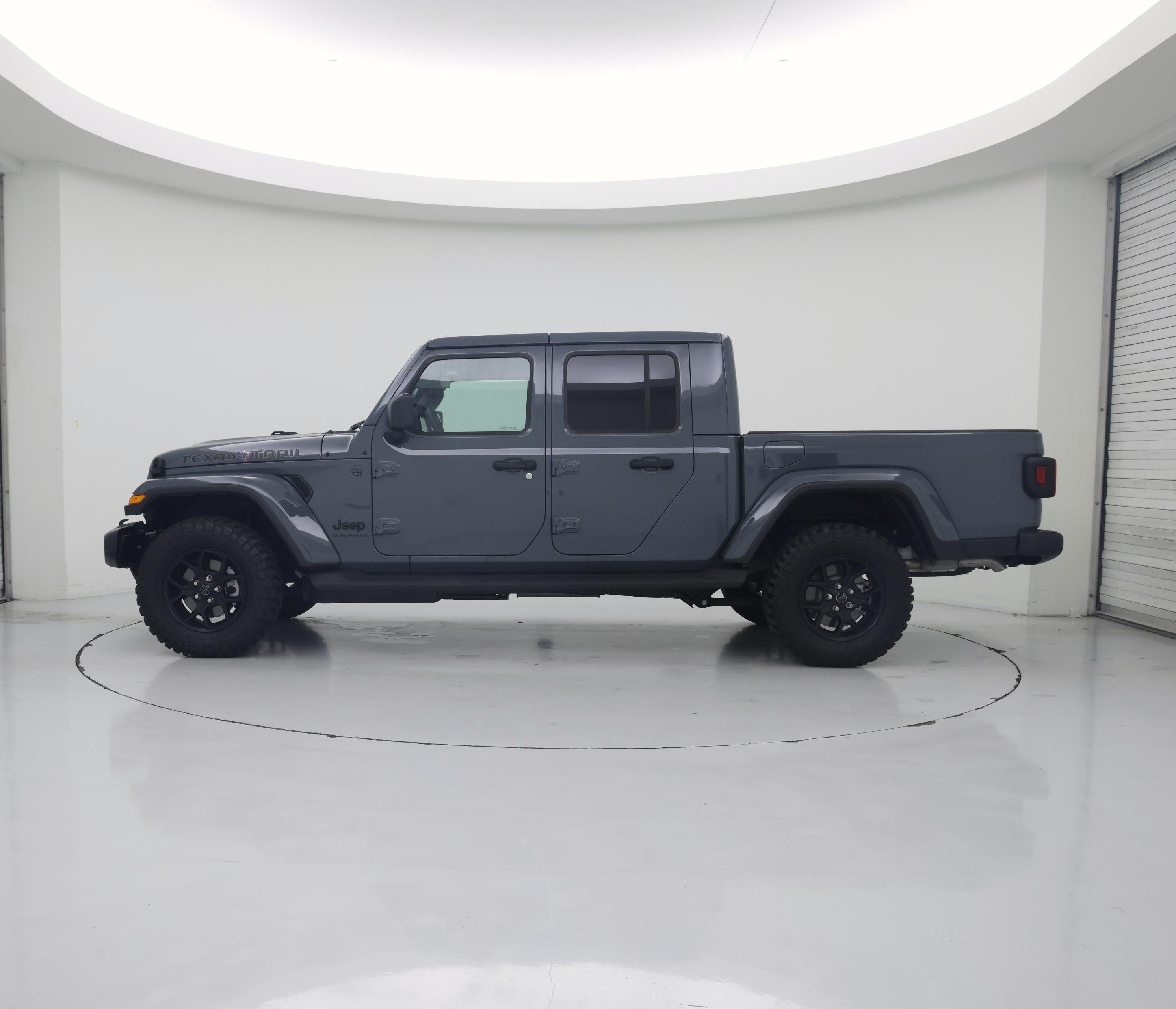 Thumbnail: 2026 Jeep Gladiator - 3