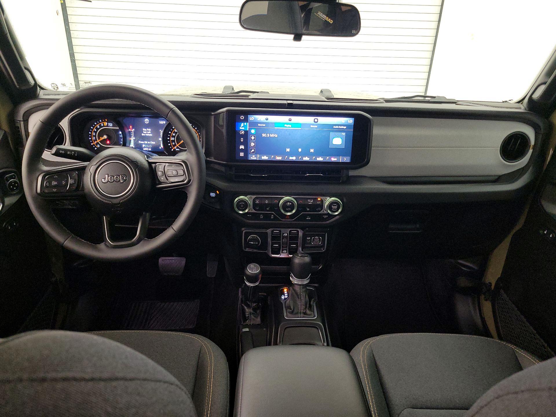 Thumbnail: 2025 Jeep Gladiator - 9