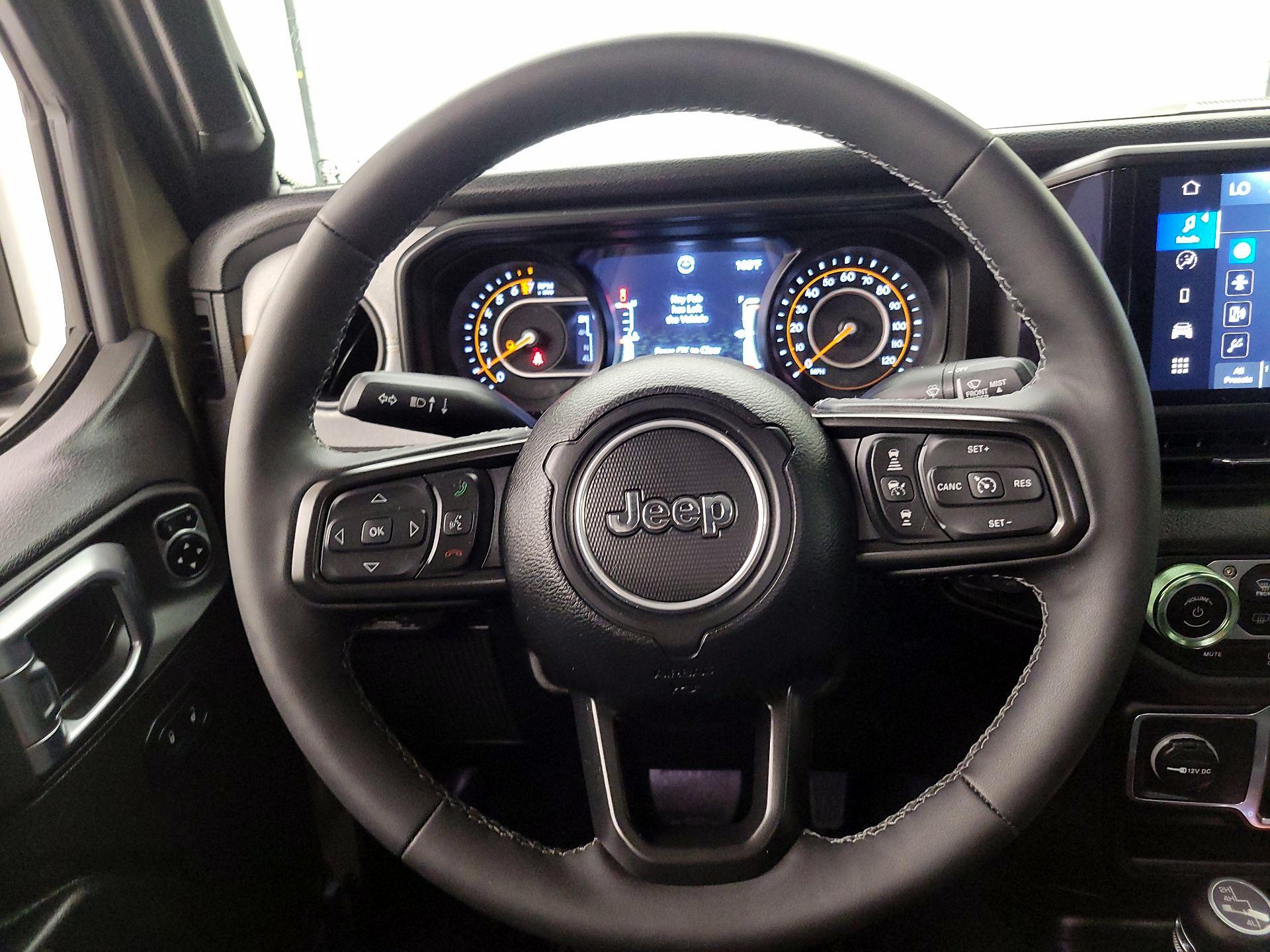 Thumbnail: 2025 Jeep Gladiator - 10