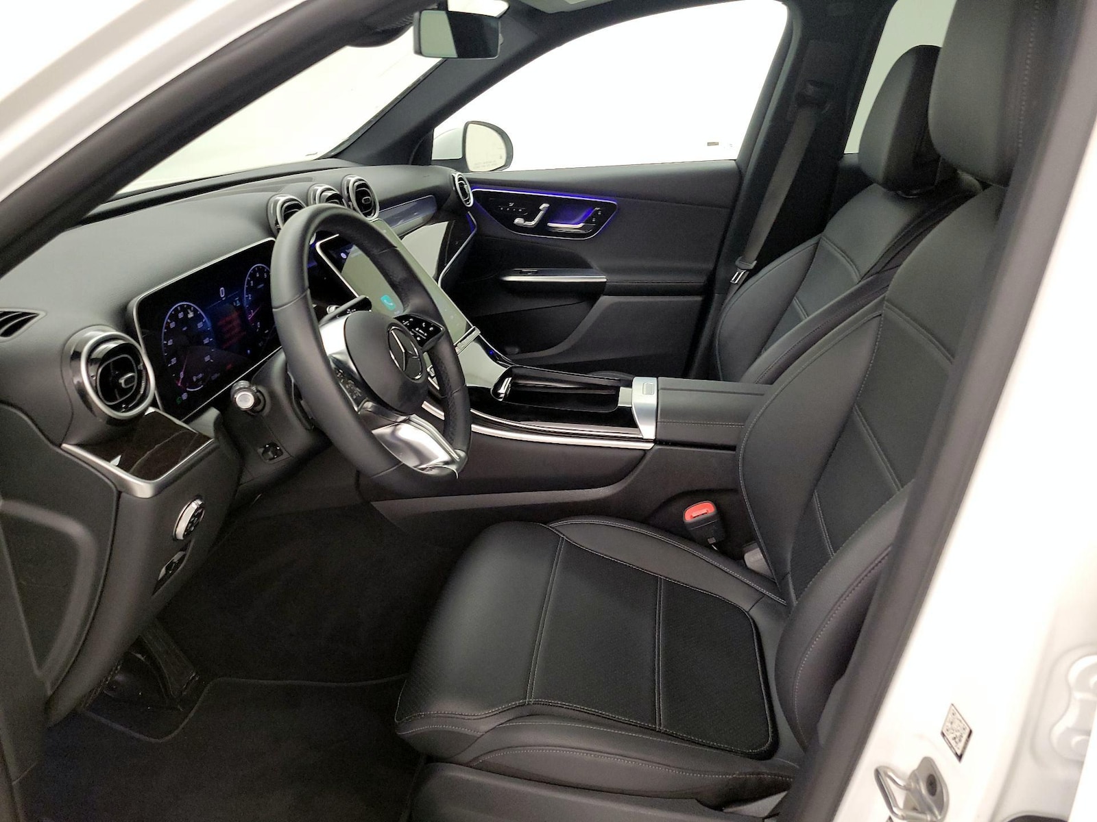 2025 Mercedes-Benz GLC Base - Photo 12