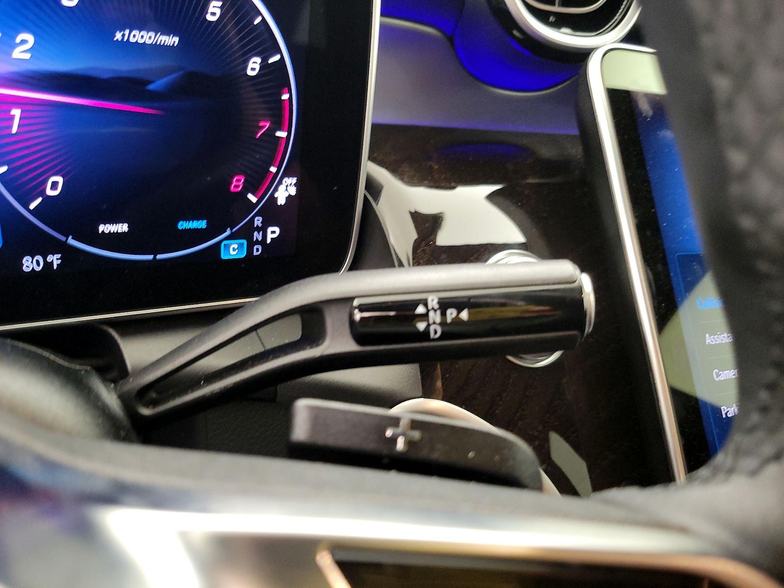 2025 Mercedes-Benz GLC Base - Photo 18
