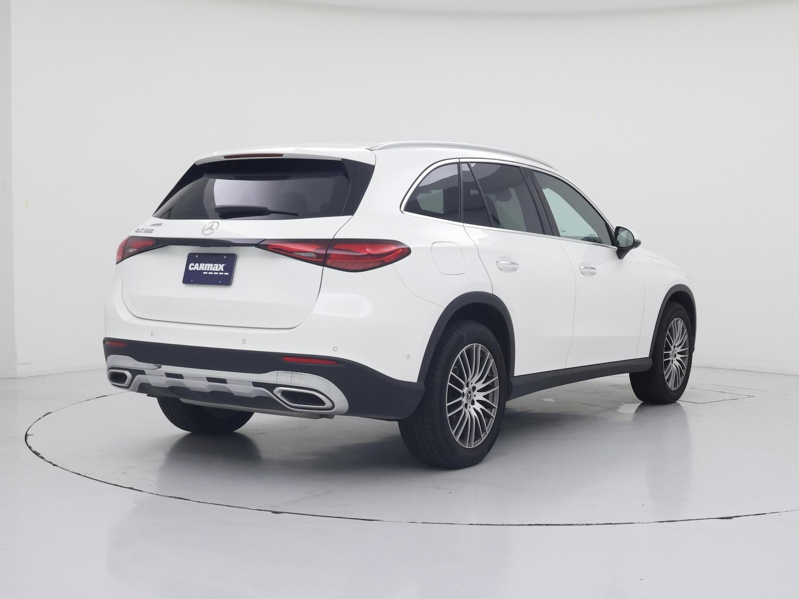 2025 Mercedes-Benz GLC Base - Photo 9