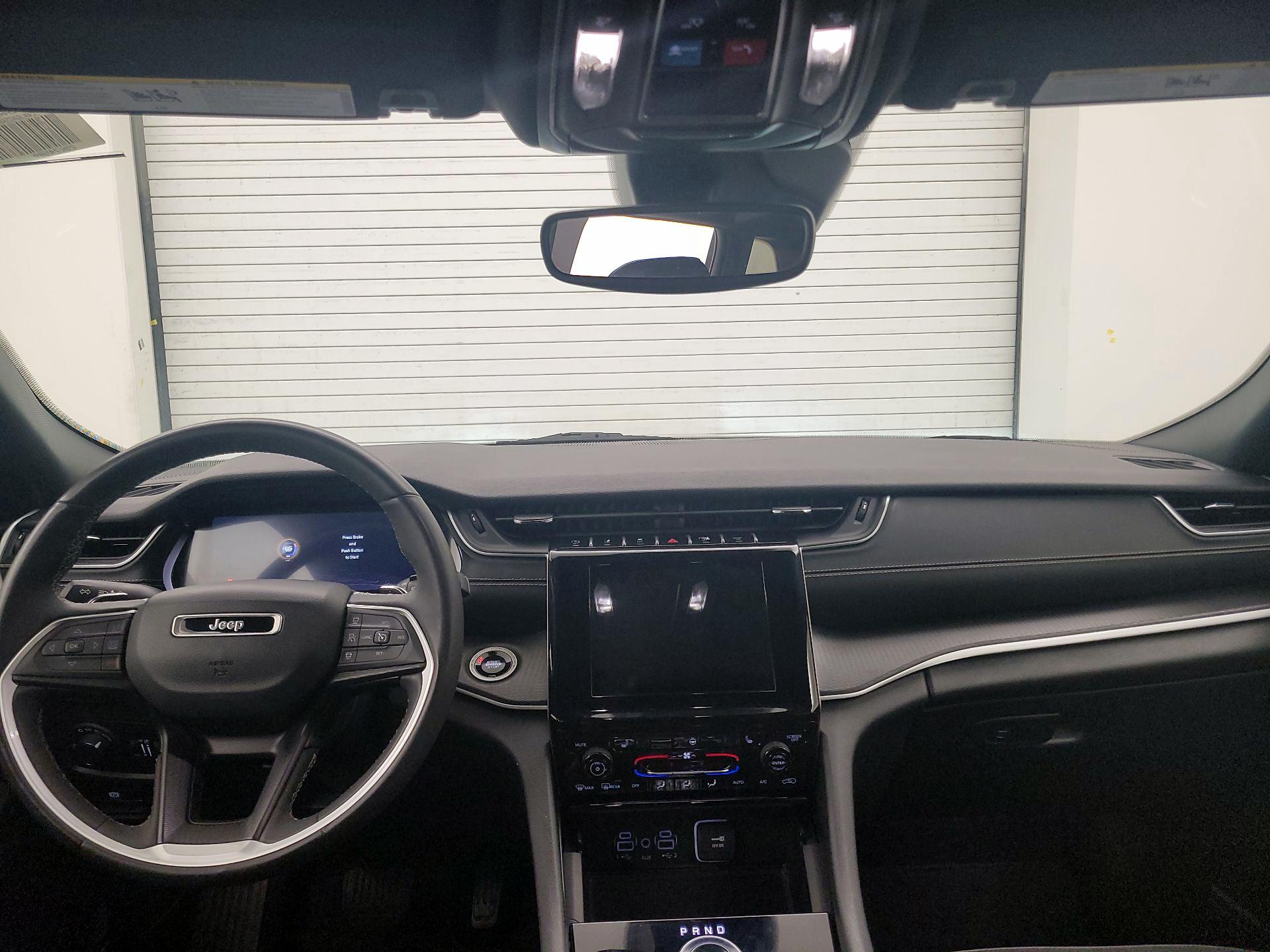 Thumbnail: 2024 Jeep Grand Cherokee - 9