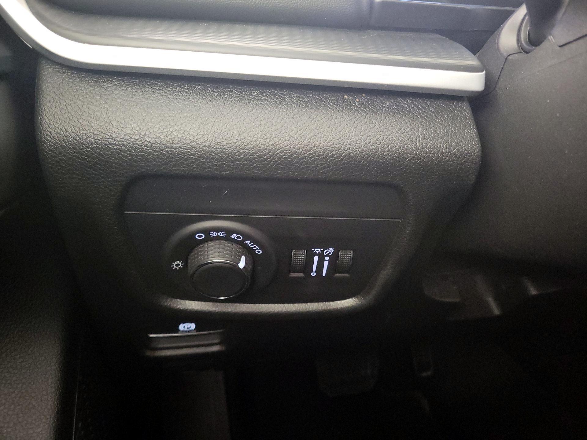Thumbnail: 2024 Jeep Grand Cherokee - 13