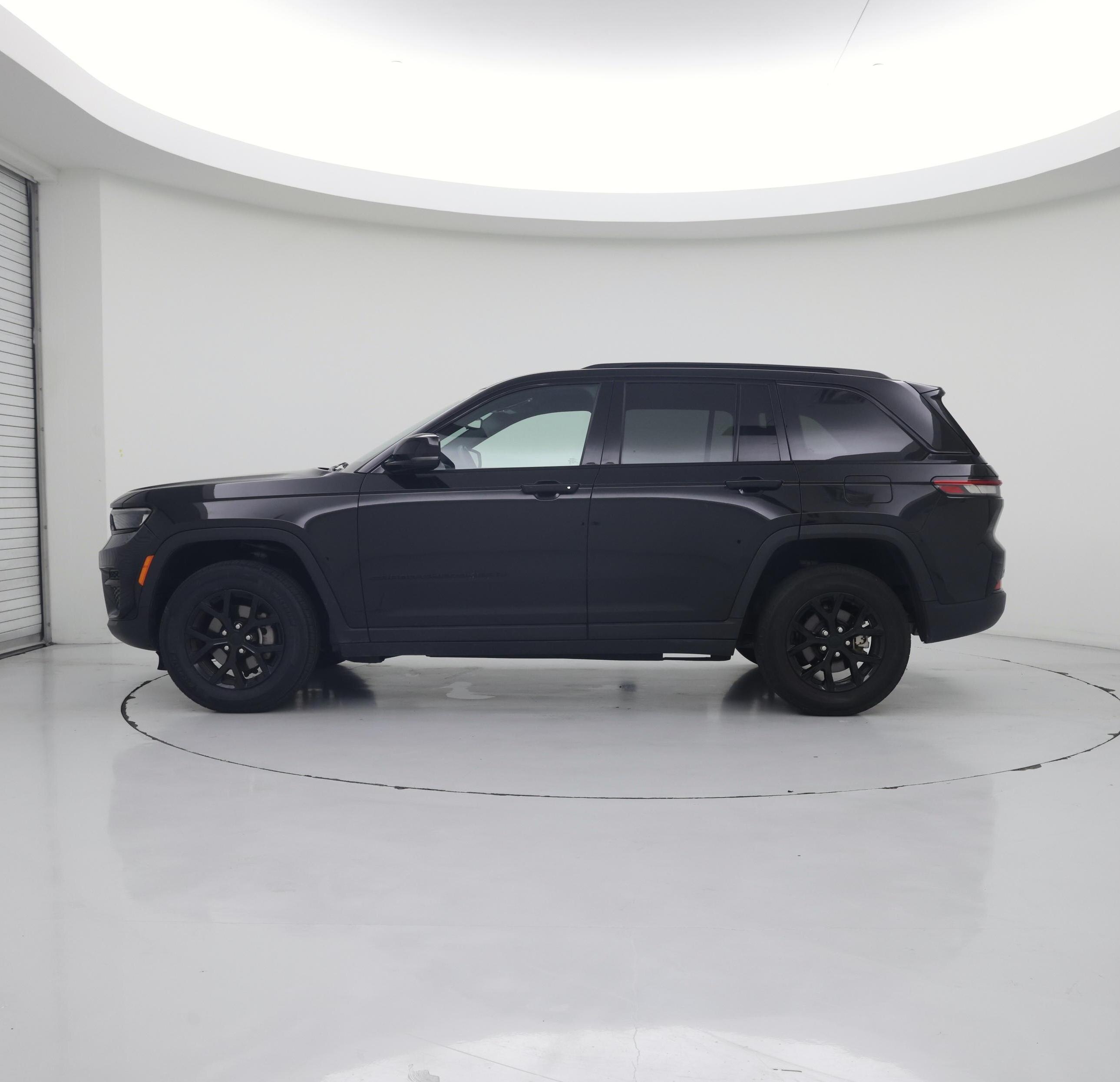 Thumbnail: 2024 Jeep Grand Cherokee - 3