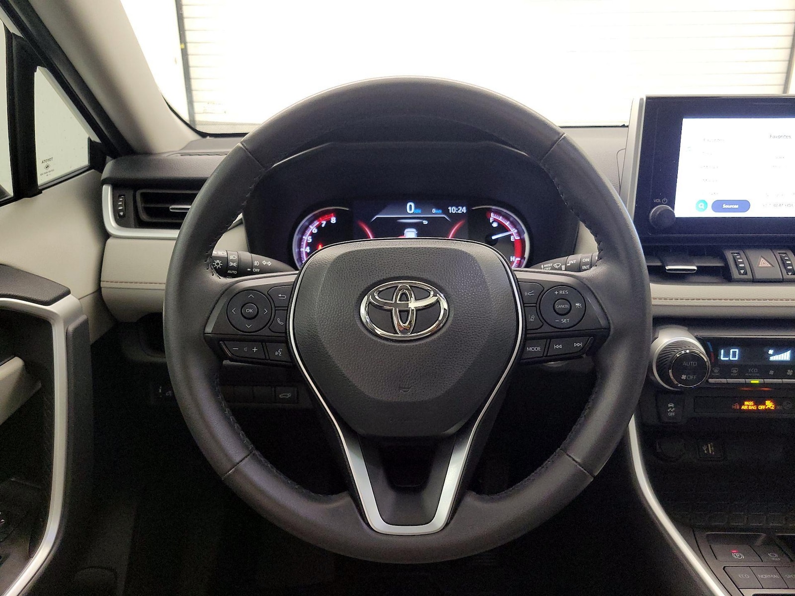 2024 Toyota RAV4 XLE Premium - Photo 11